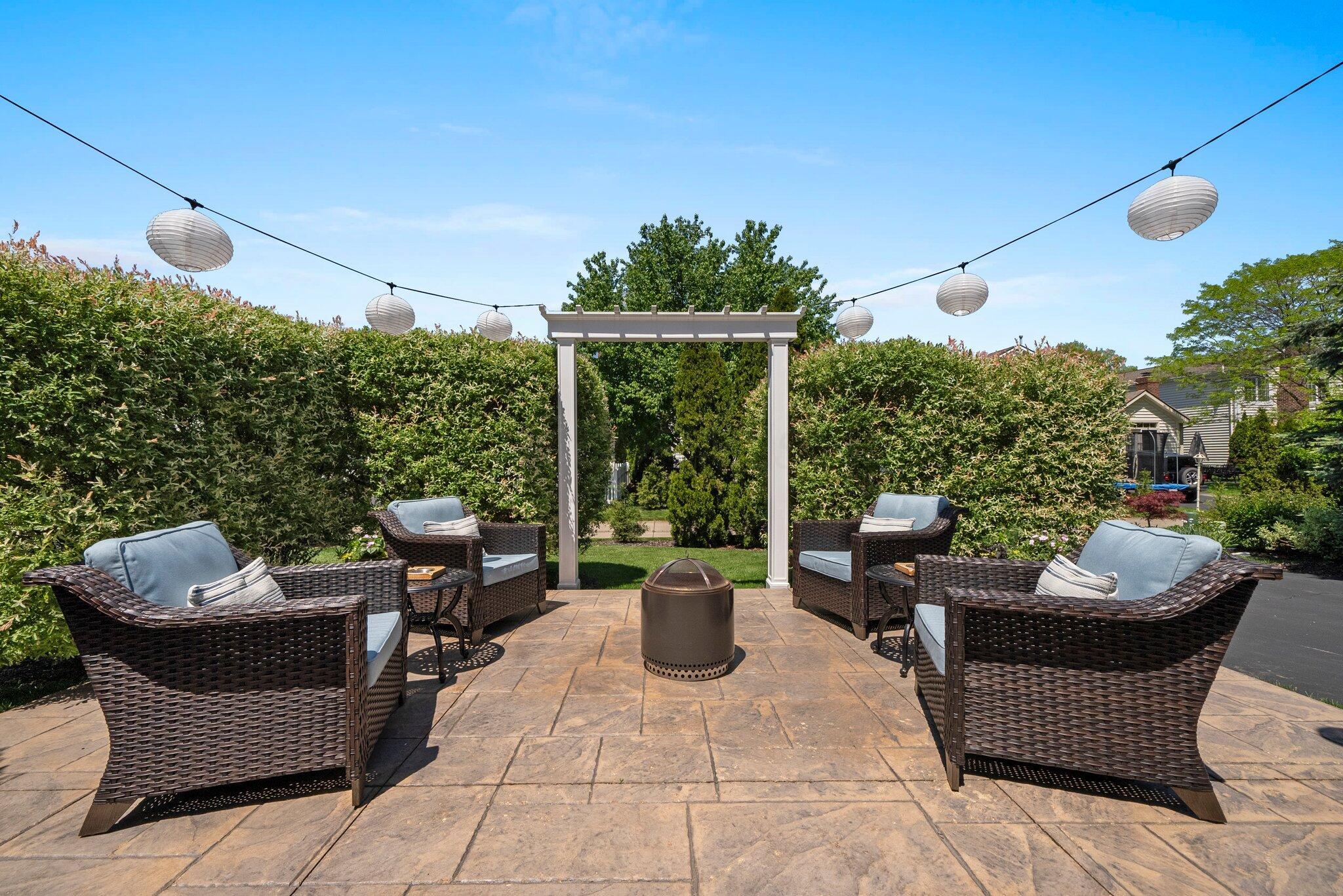 6726 Upper Brook Way