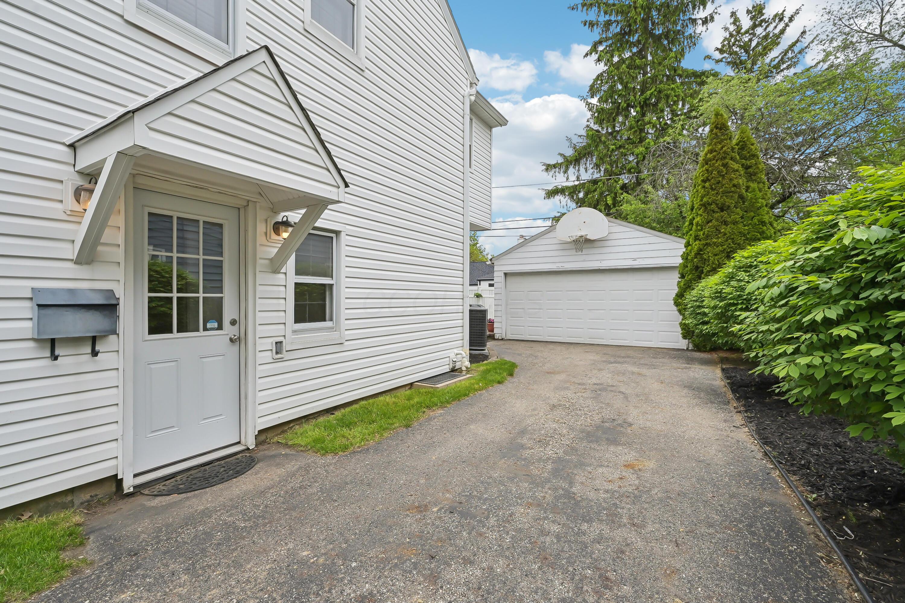2715 York Road