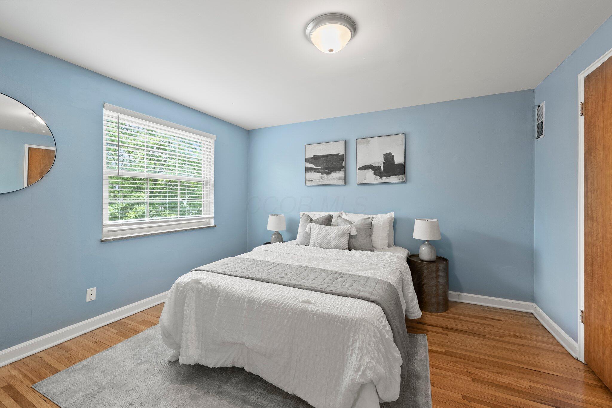 1831 Northwest Boulevard, B