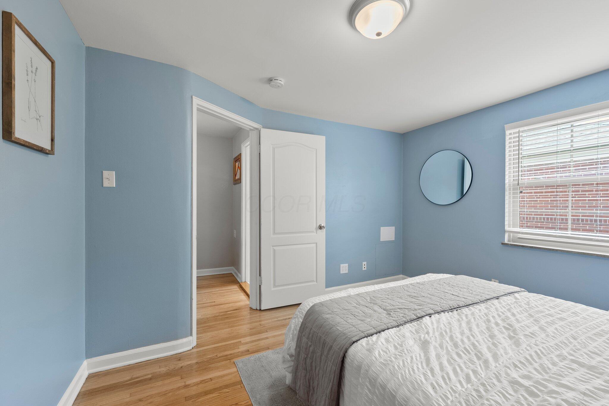 1831 Northwest Boulevard, B