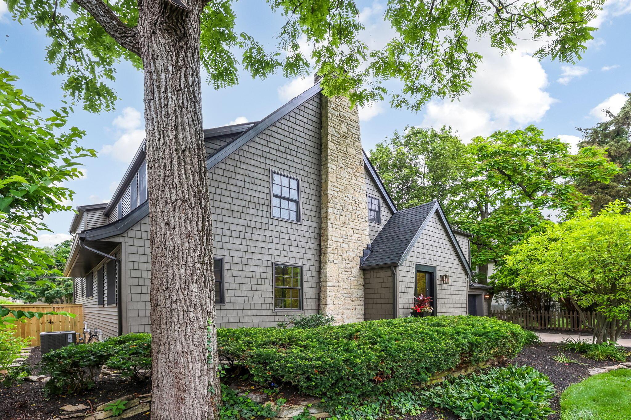 2015 Arlington Avenue