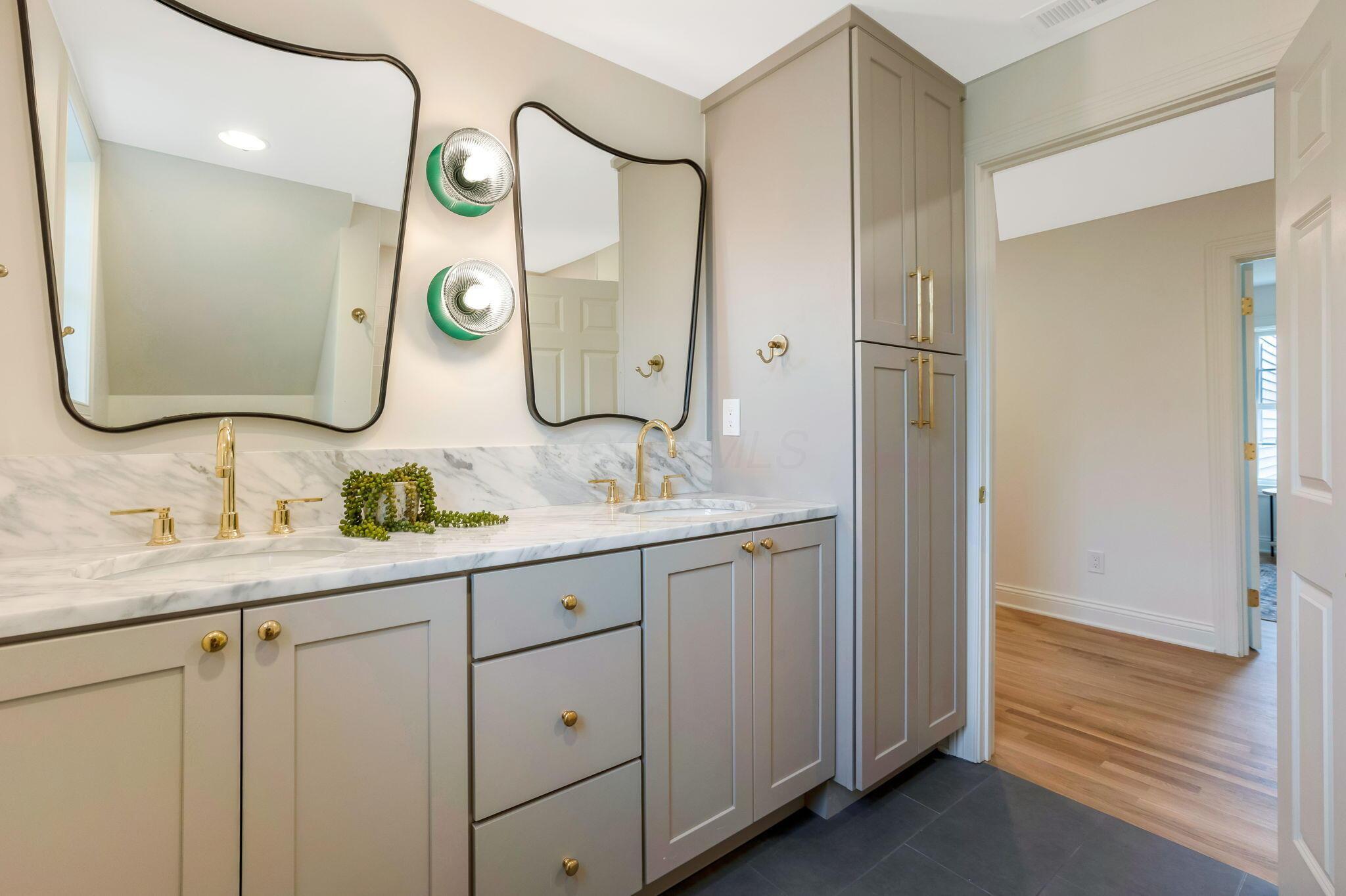 2015 Arlington Avenue