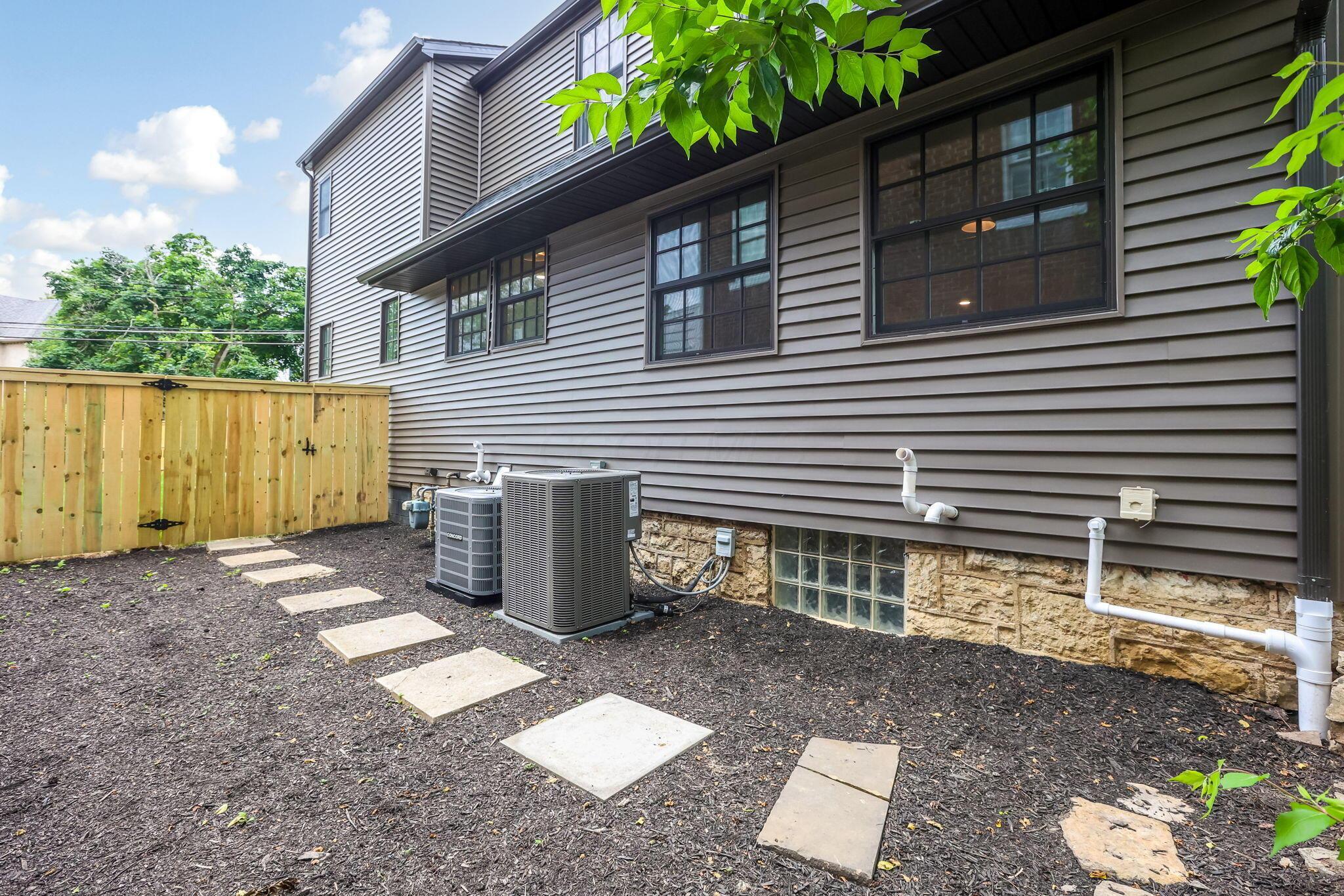 2015 Arlington Avenue