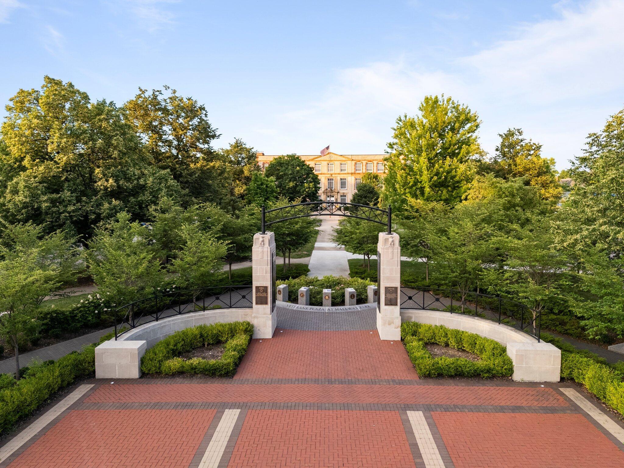 2015 Arlington Avenue