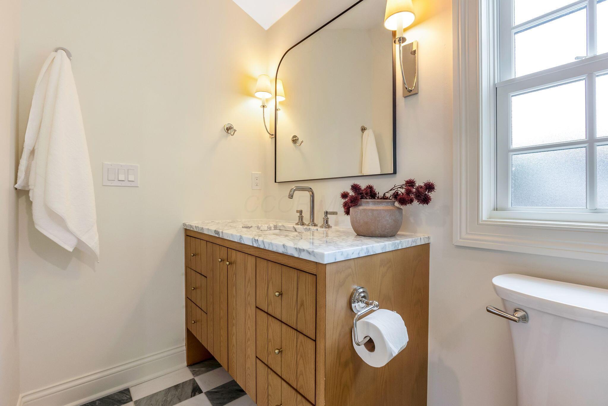 2015 Arlington Avenue