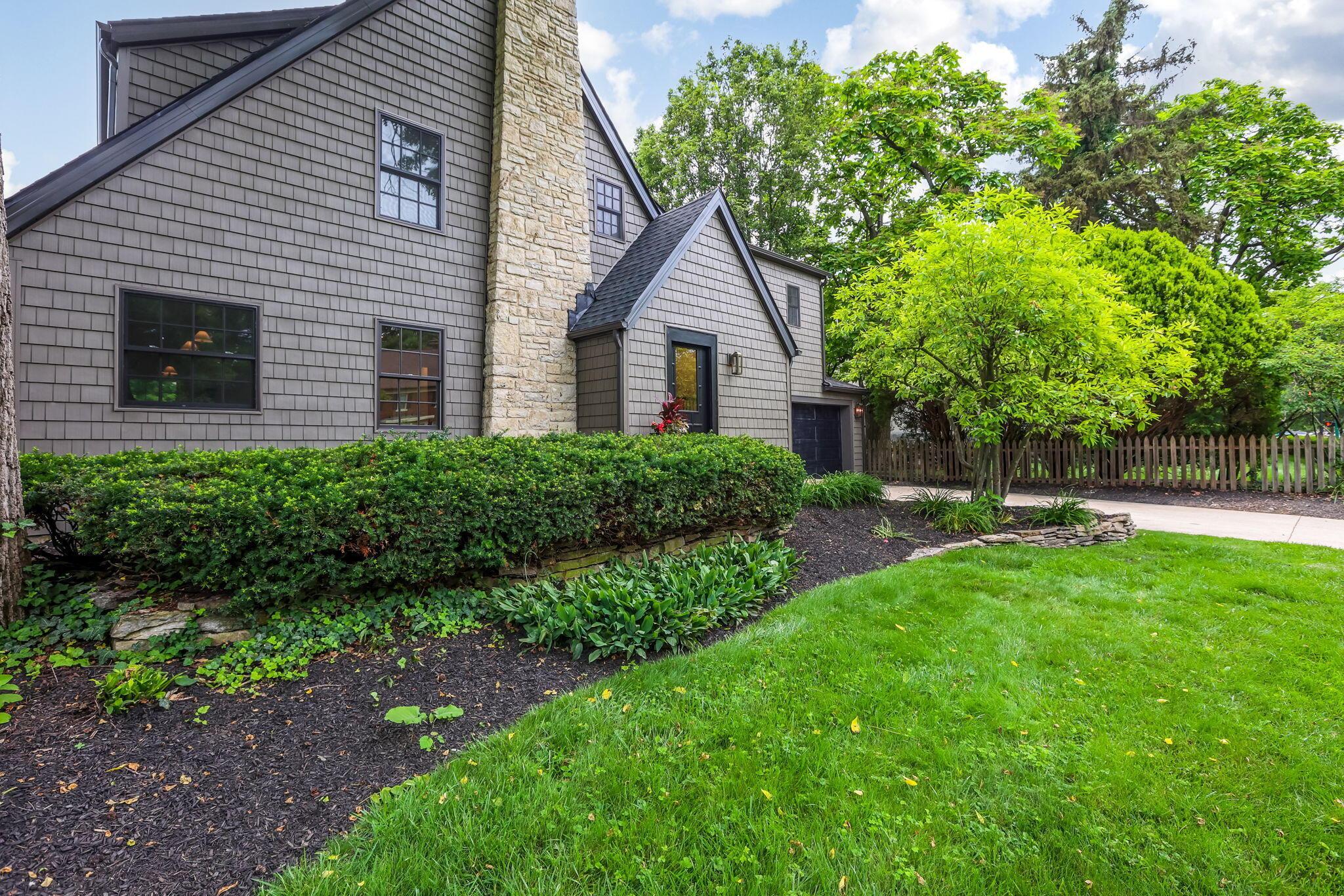2015 Arlington Avenue