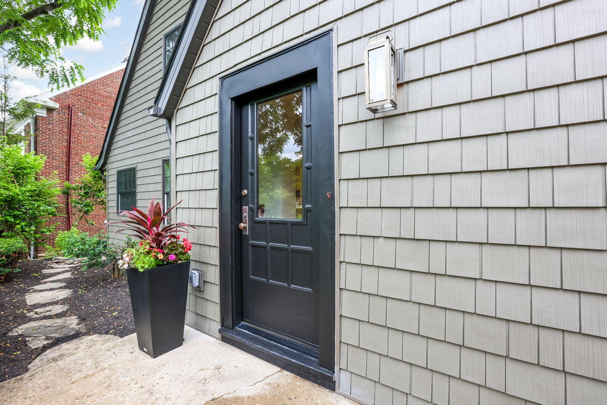 2015 Arlington Avenue