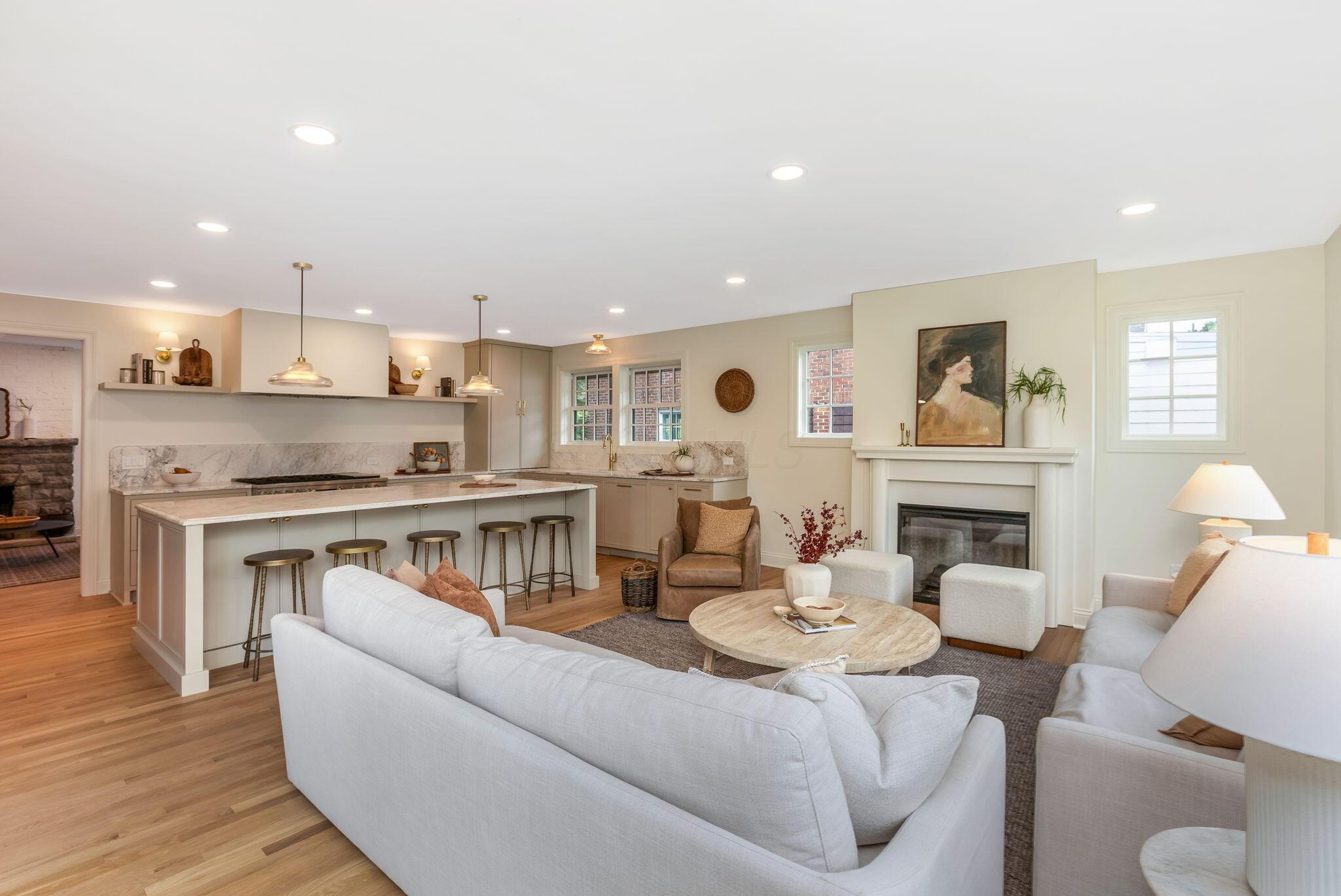 2015 Arlington Avenue
