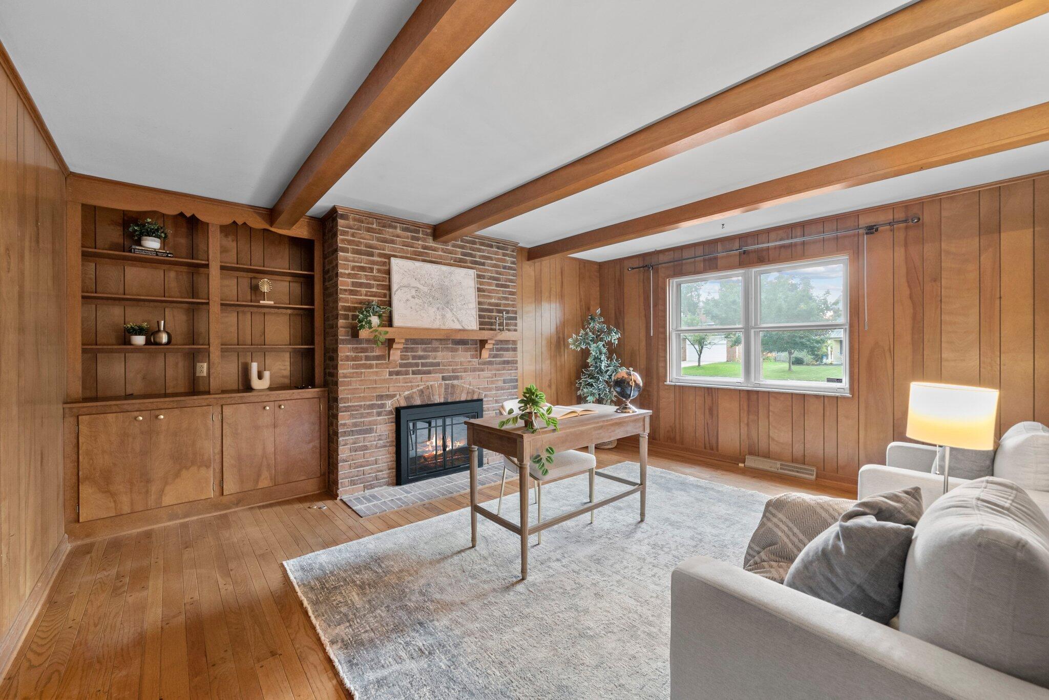 1295 Castleton Road N