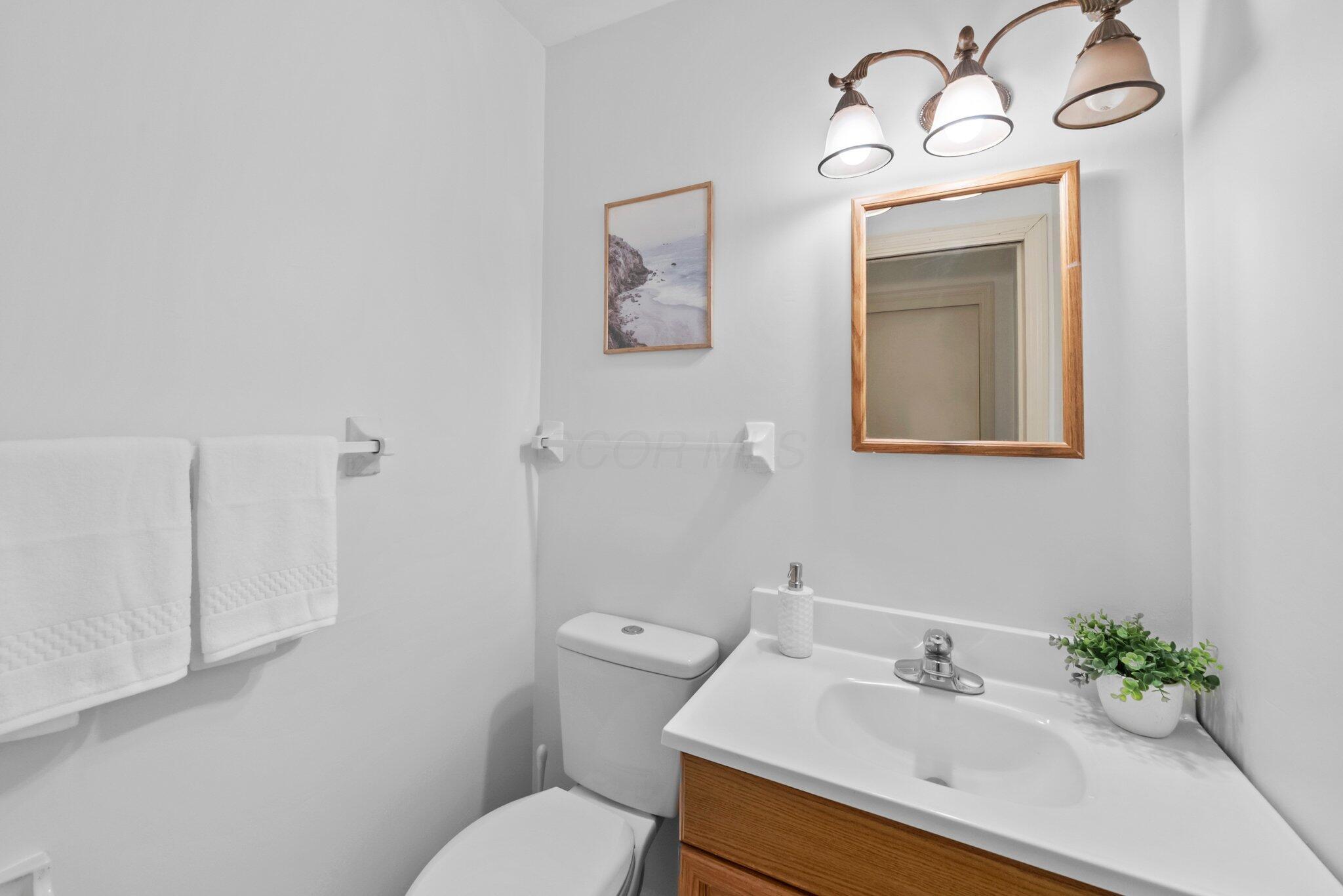 1295 Castleton Road N