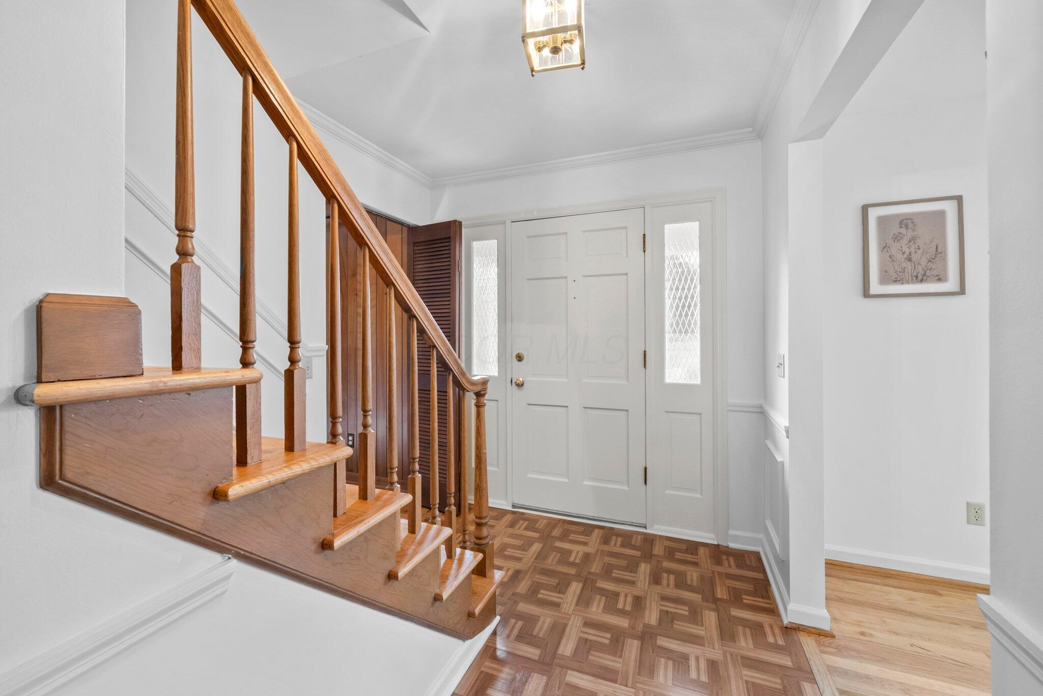 1295 Castleton Road N