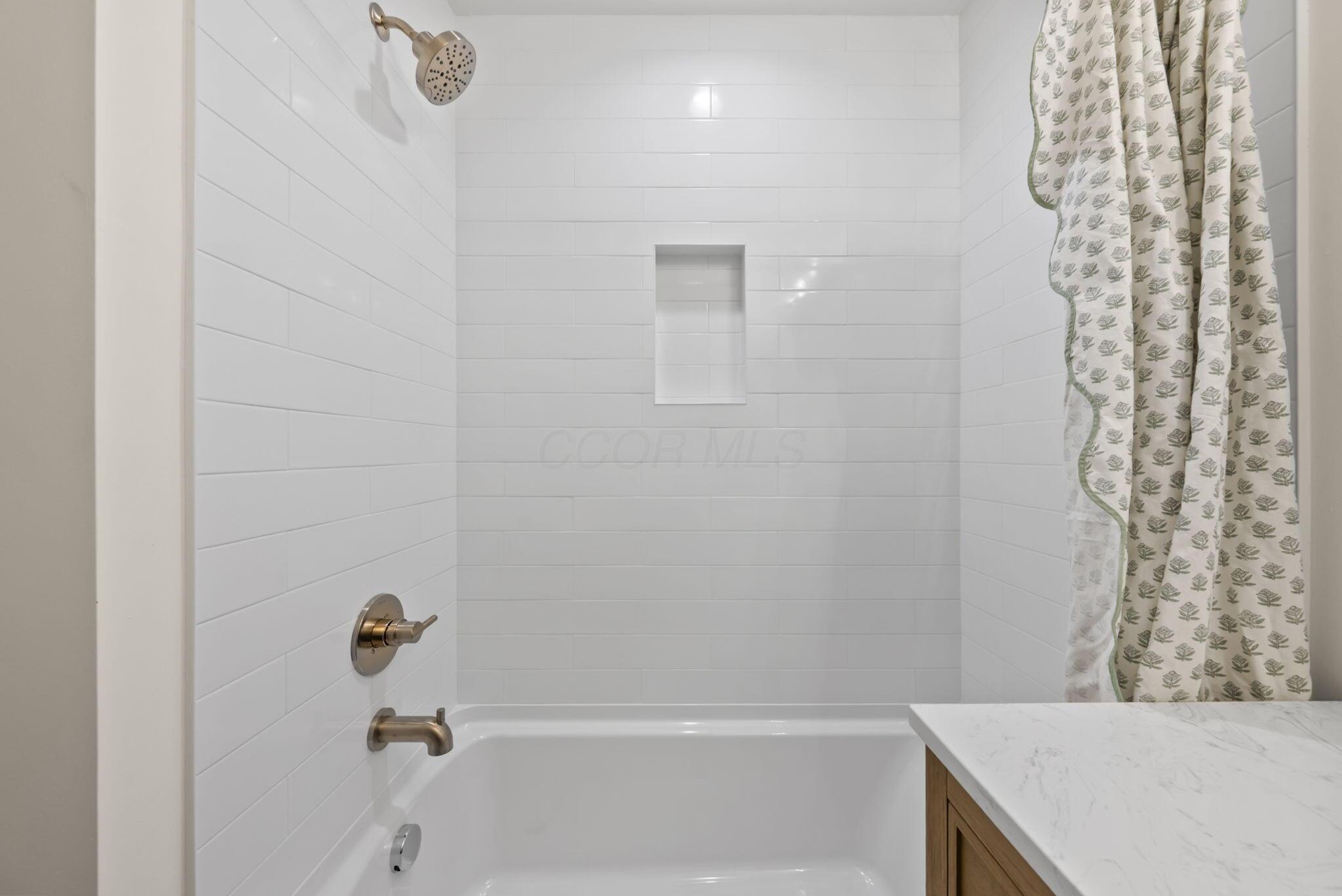 3525 Sciotangy Drive