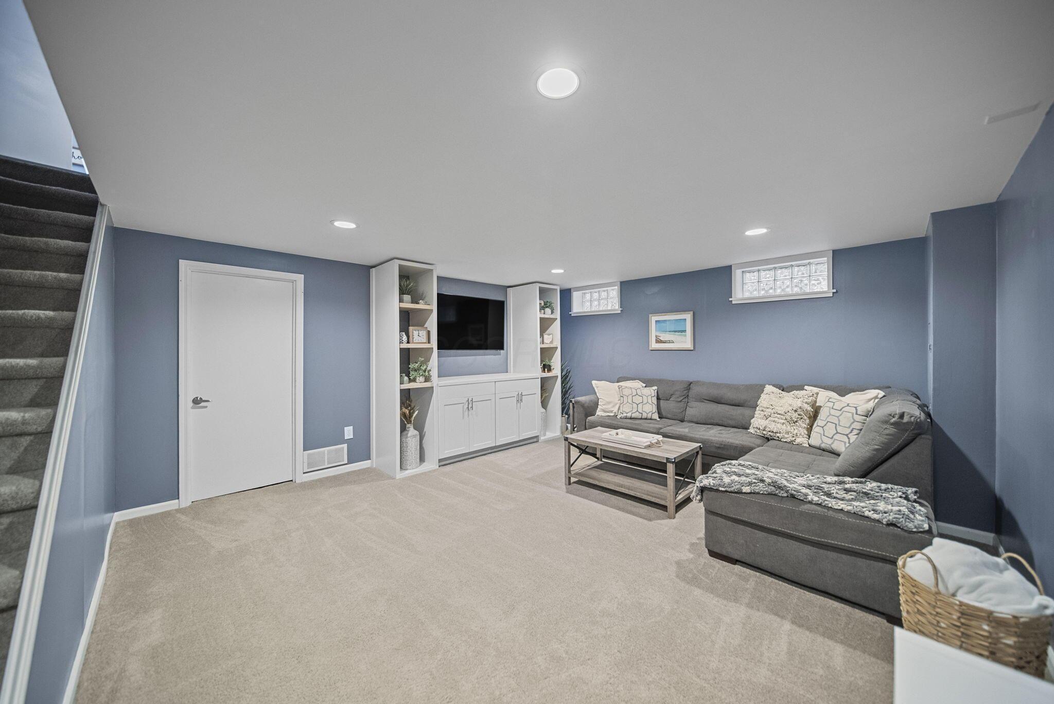 8511 Seabright Drive