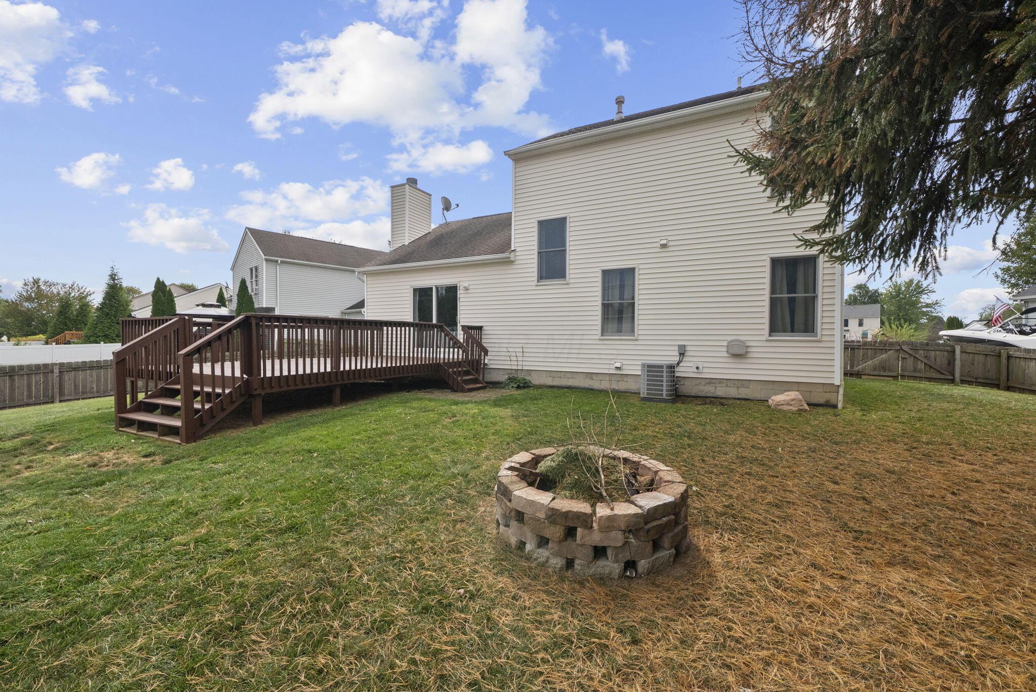 1649 W Turkey Run Drive