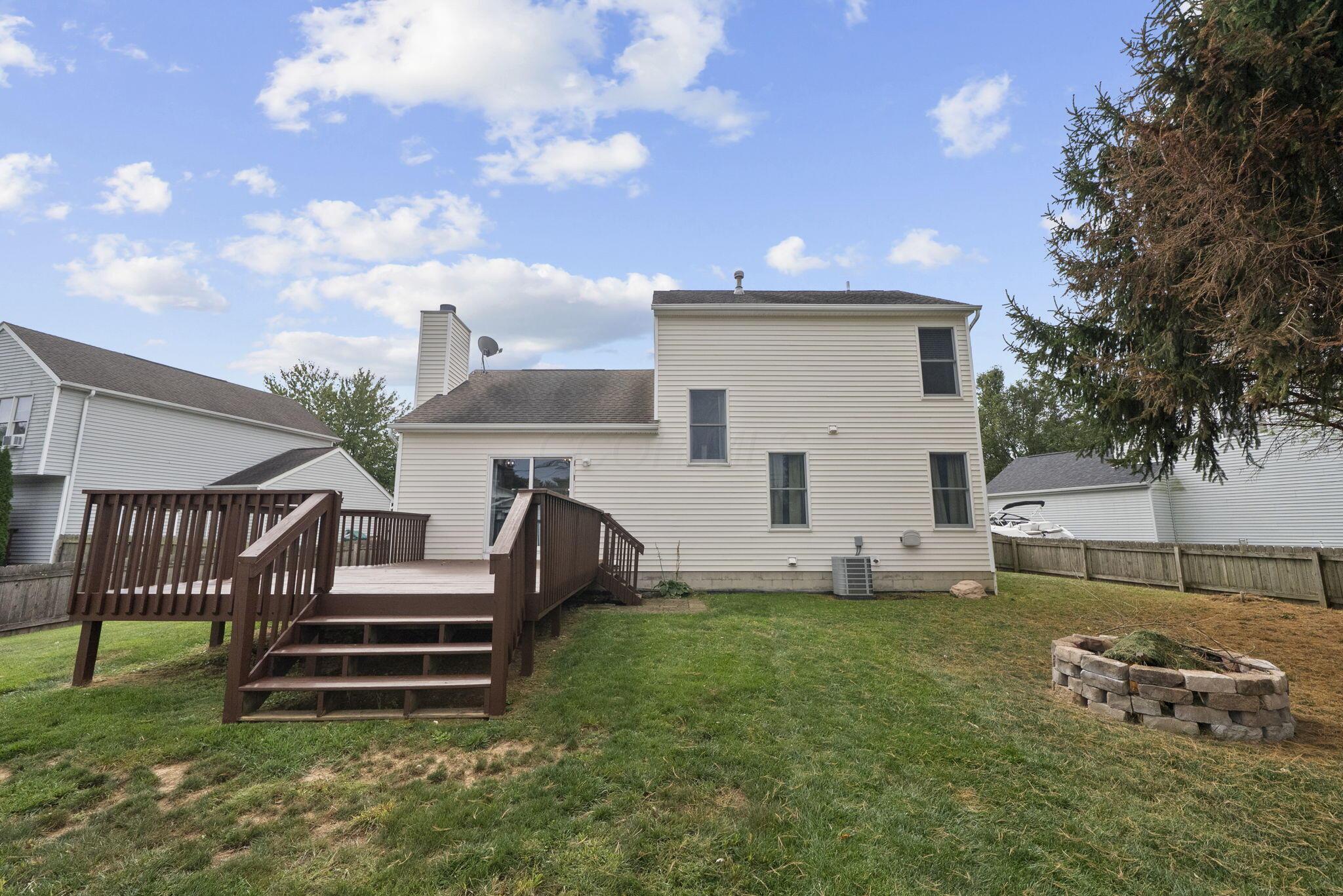1649 W Turkey Run Drive