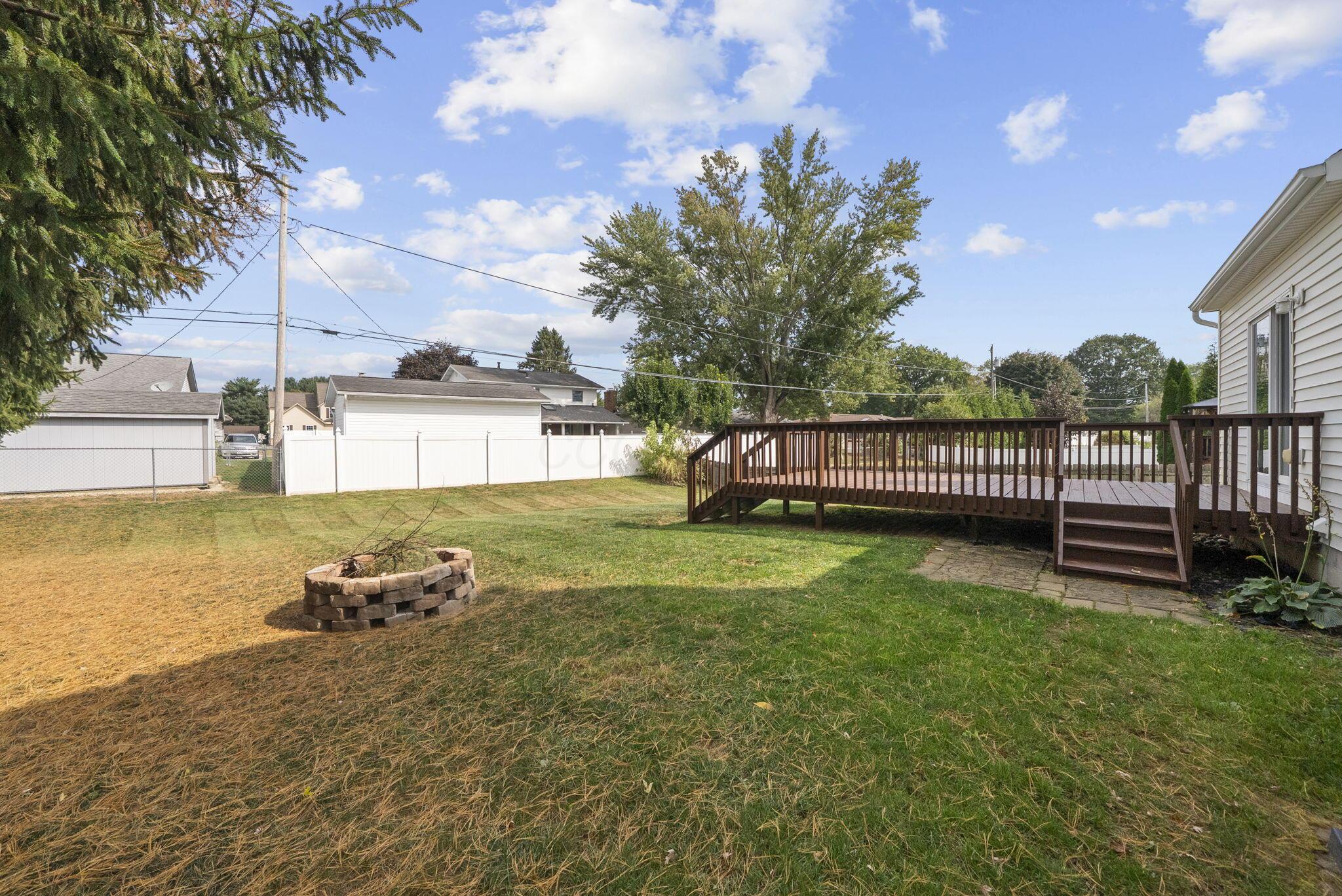 1649 W Turkey Run Drive
