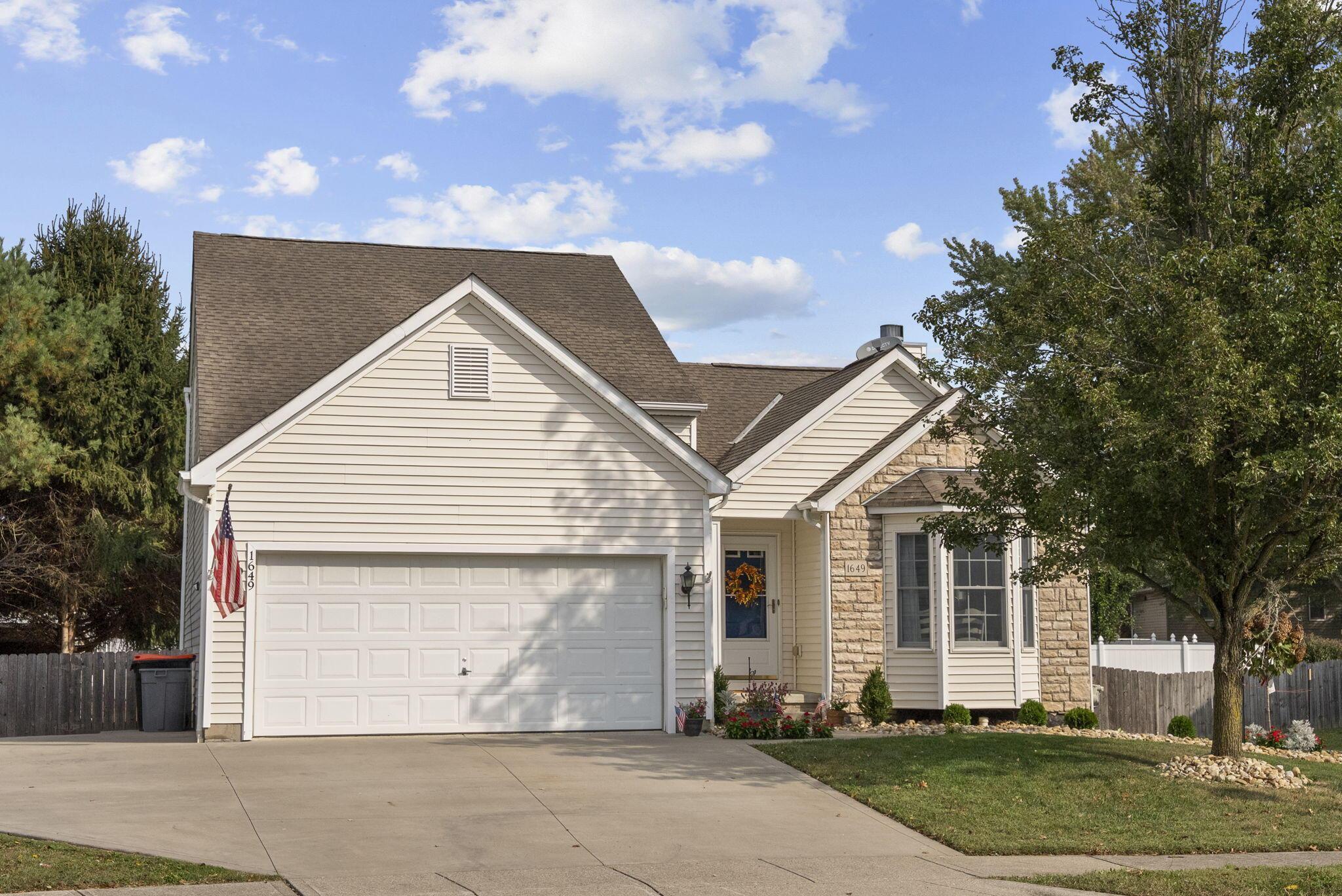 1649 W Turkey Run Drive