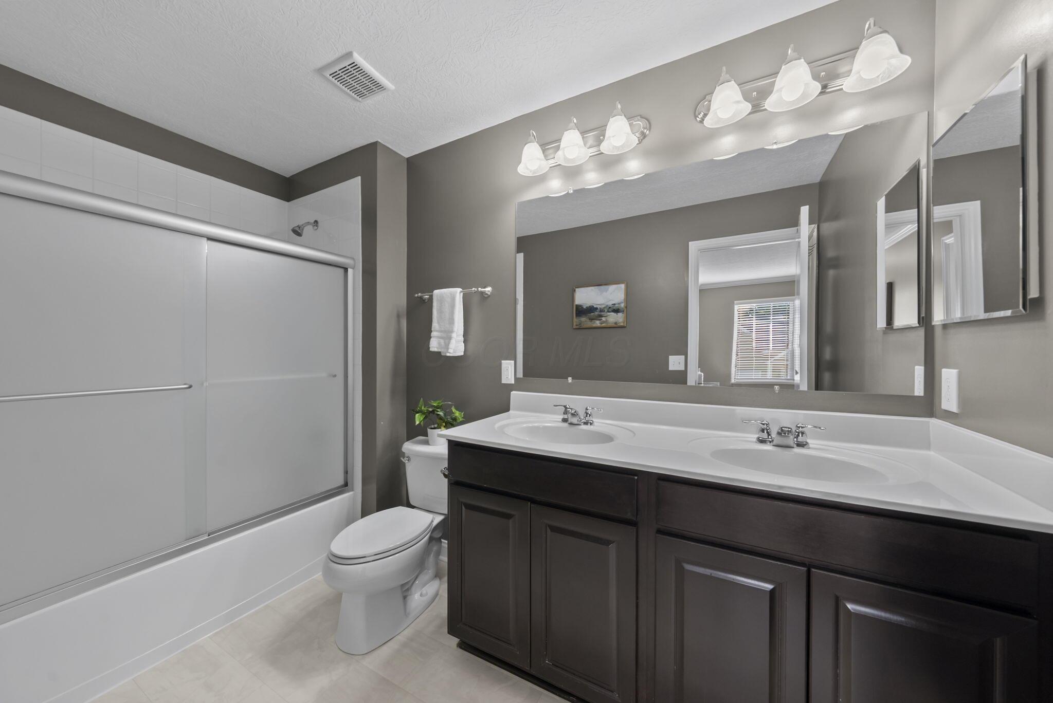 5962 Bricklin Street