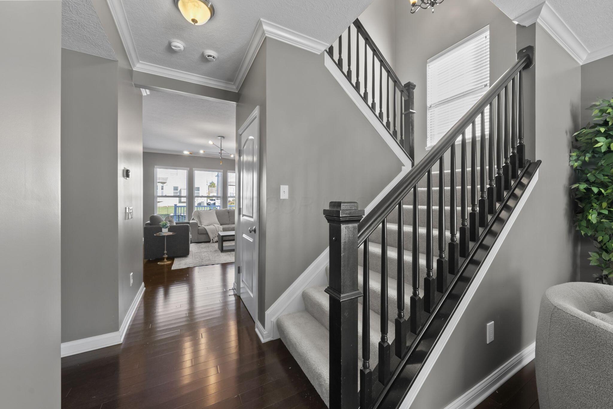 5962 Bricklin Street