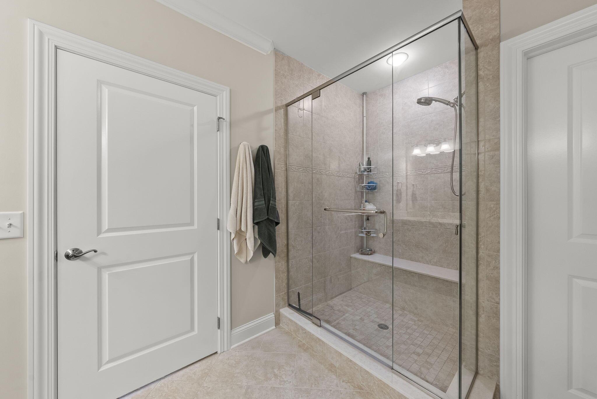 3175 Tremont Road, 313