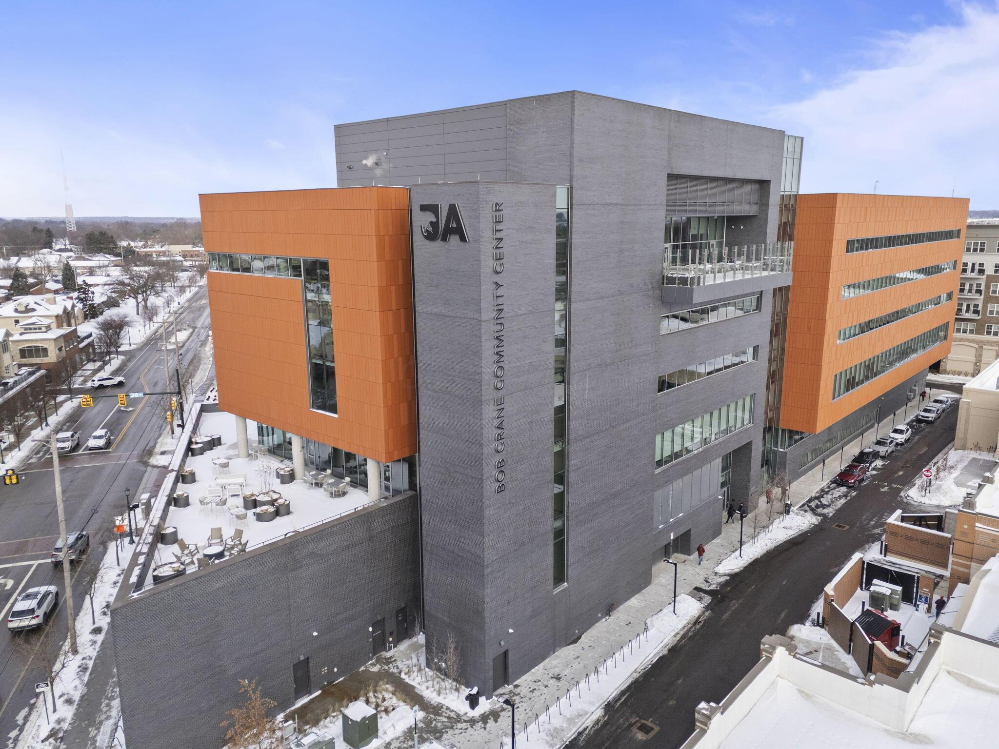 3175 Tremont Road, 313