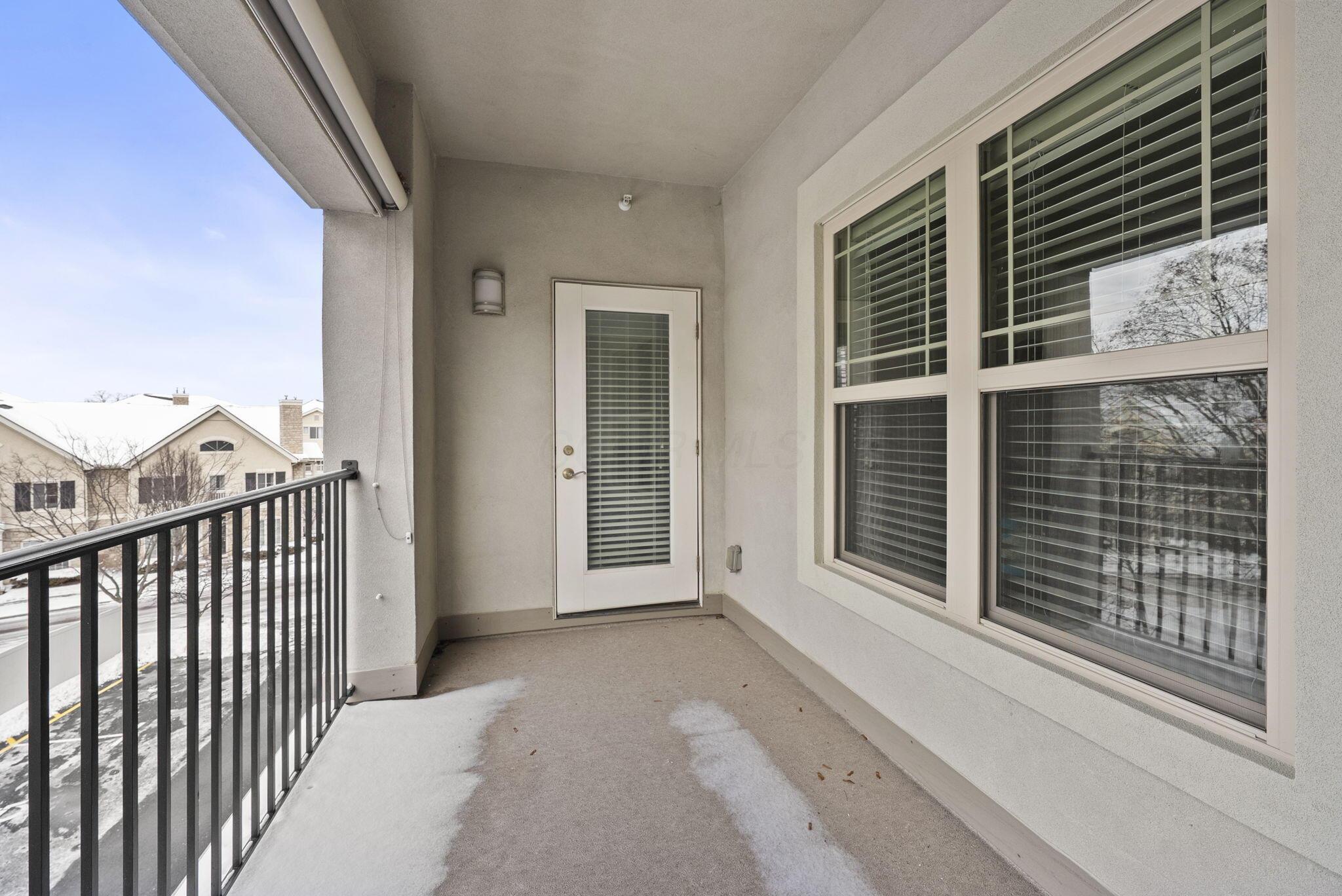 3175 Tremont Road, 313