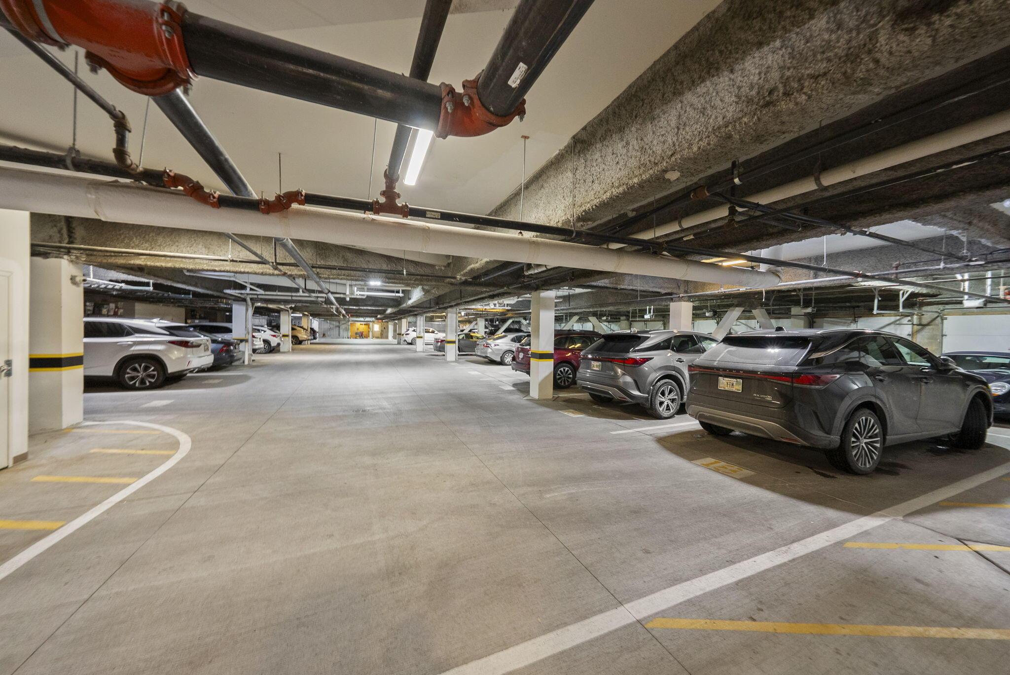 3175 Tremont Road, 313