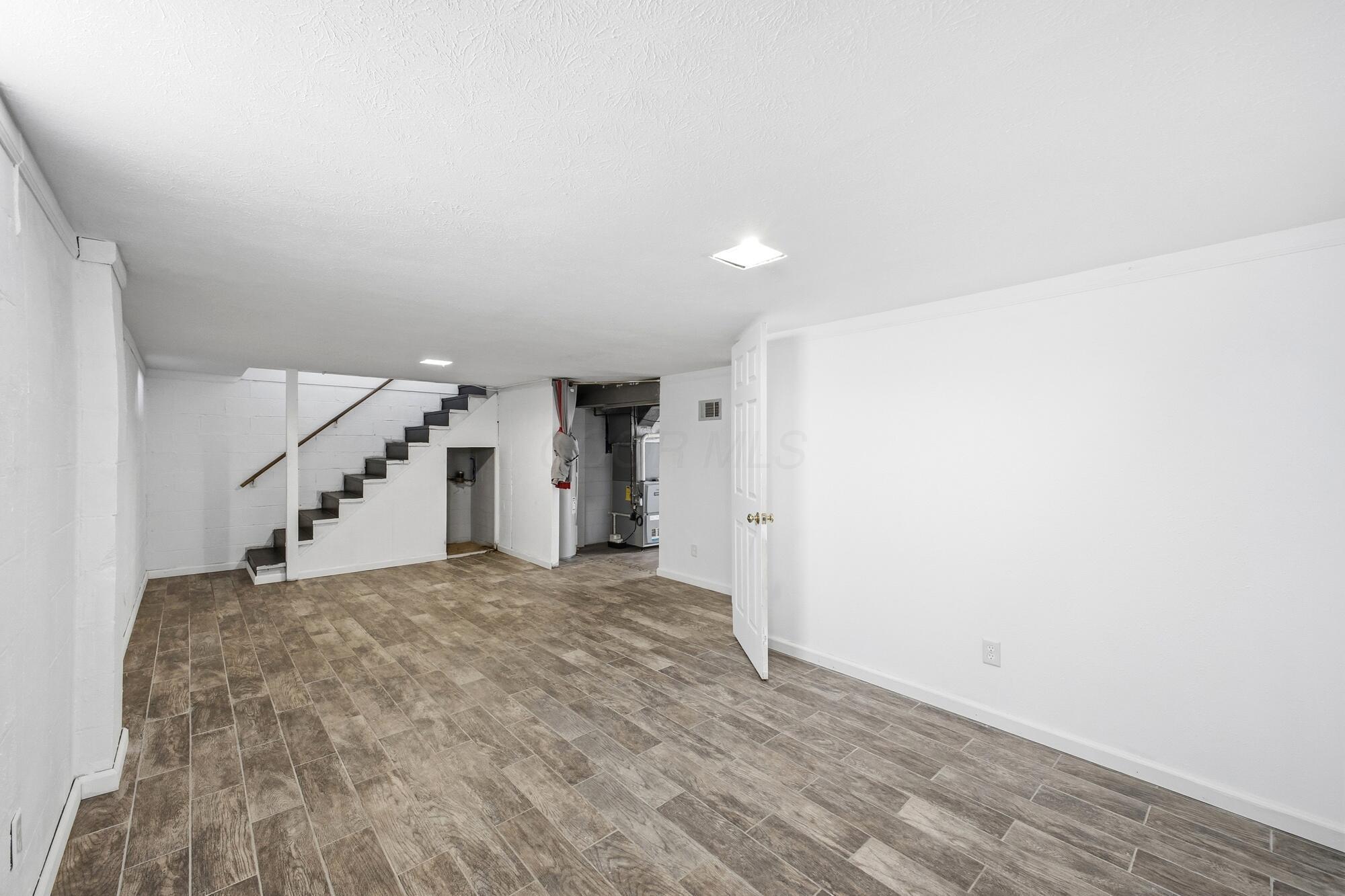 5577 Cherrywood Road