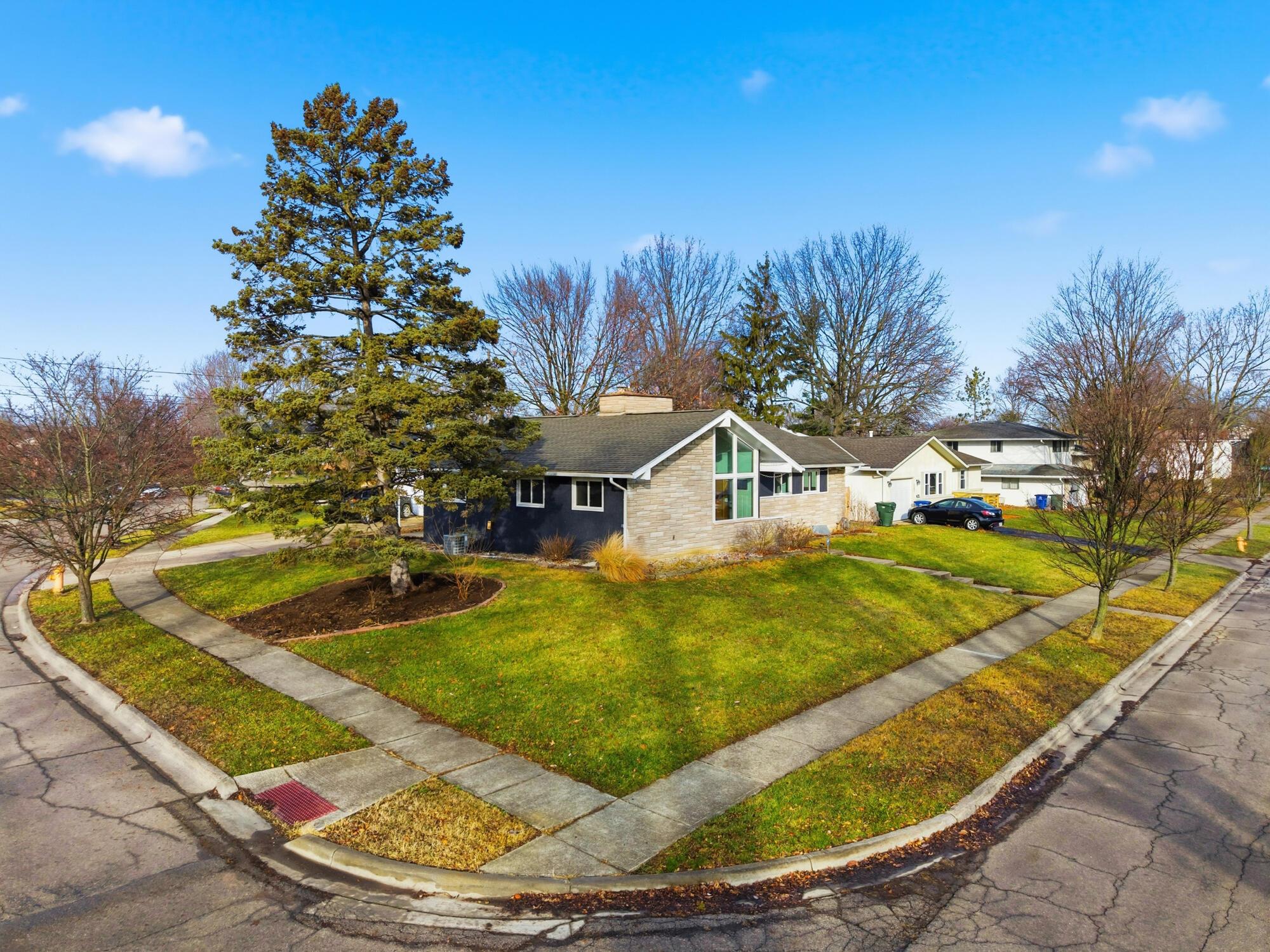 5577 Cherrywood Road