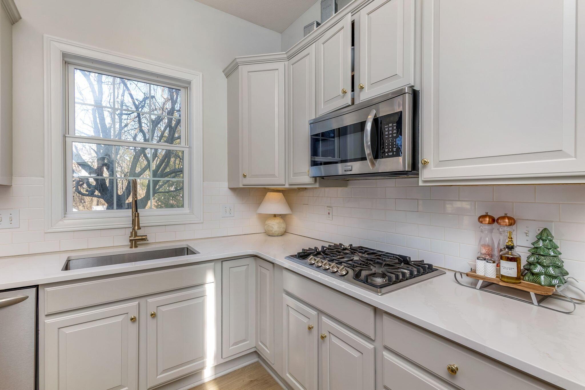 6226 Lampton Pond Drive