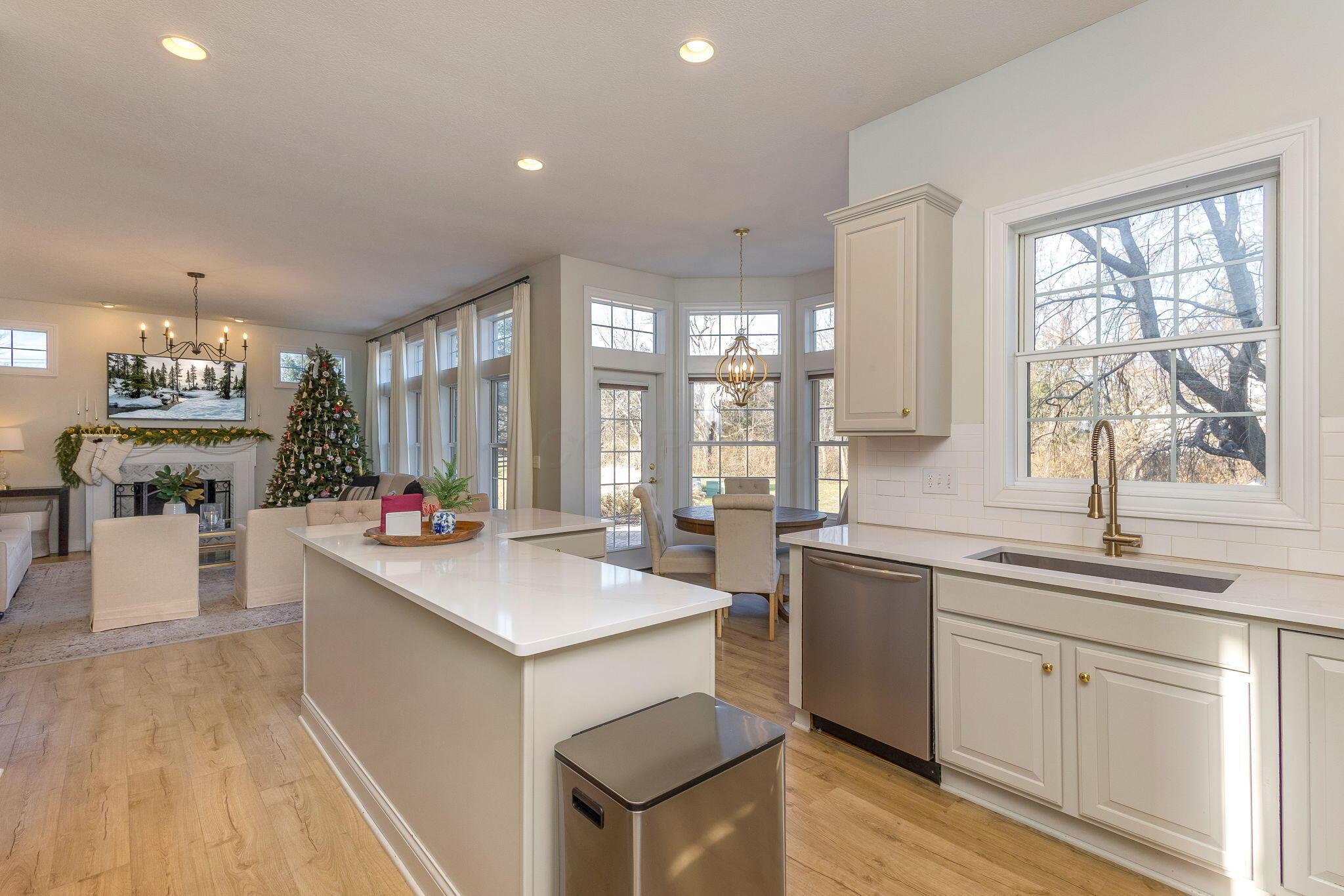 6226 Lampton Pond Drive