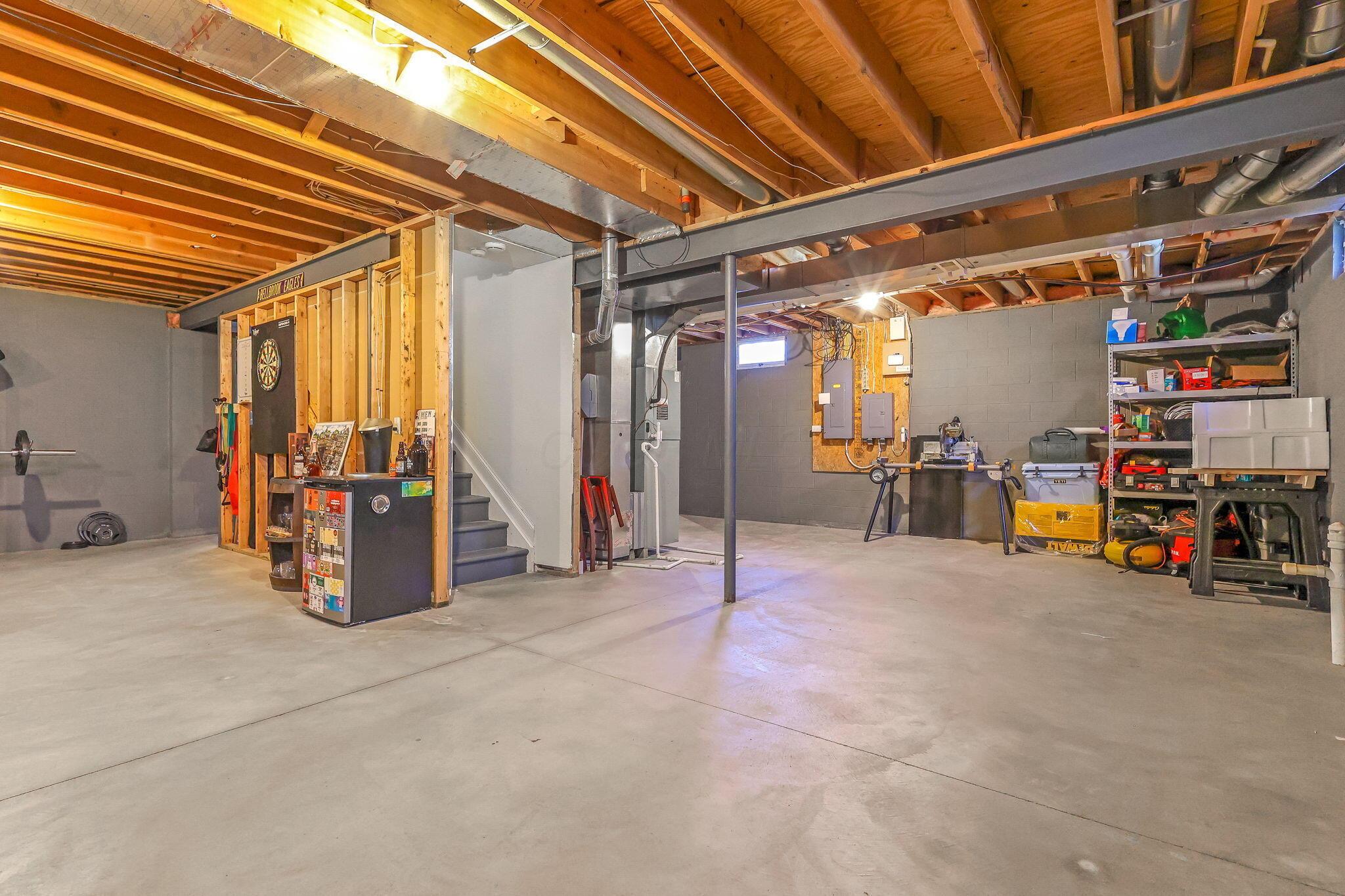 6226 Lampton Pond Drive