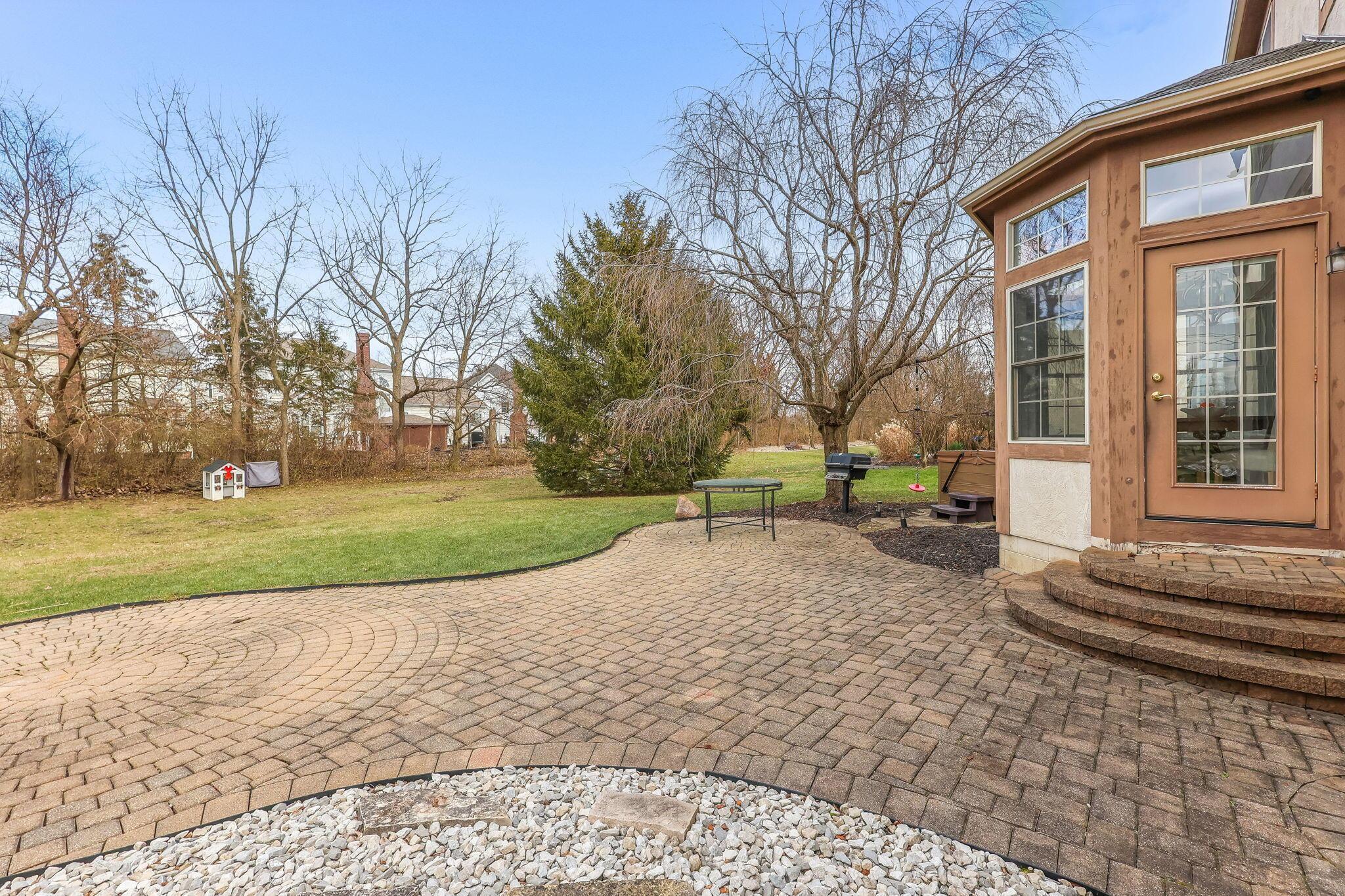 6226 Lampton Pond Drive