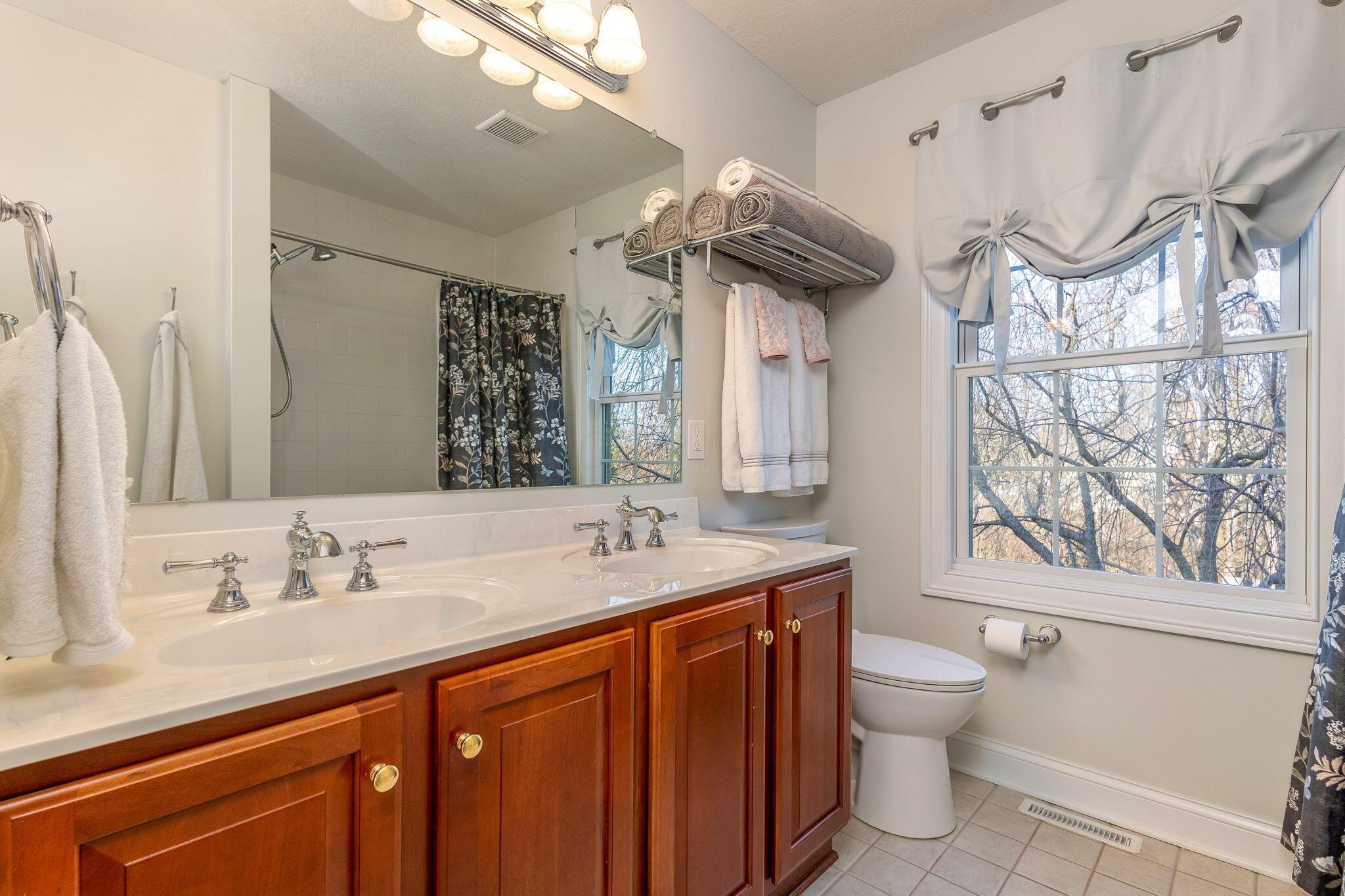 6226 Lampton Pond Drive