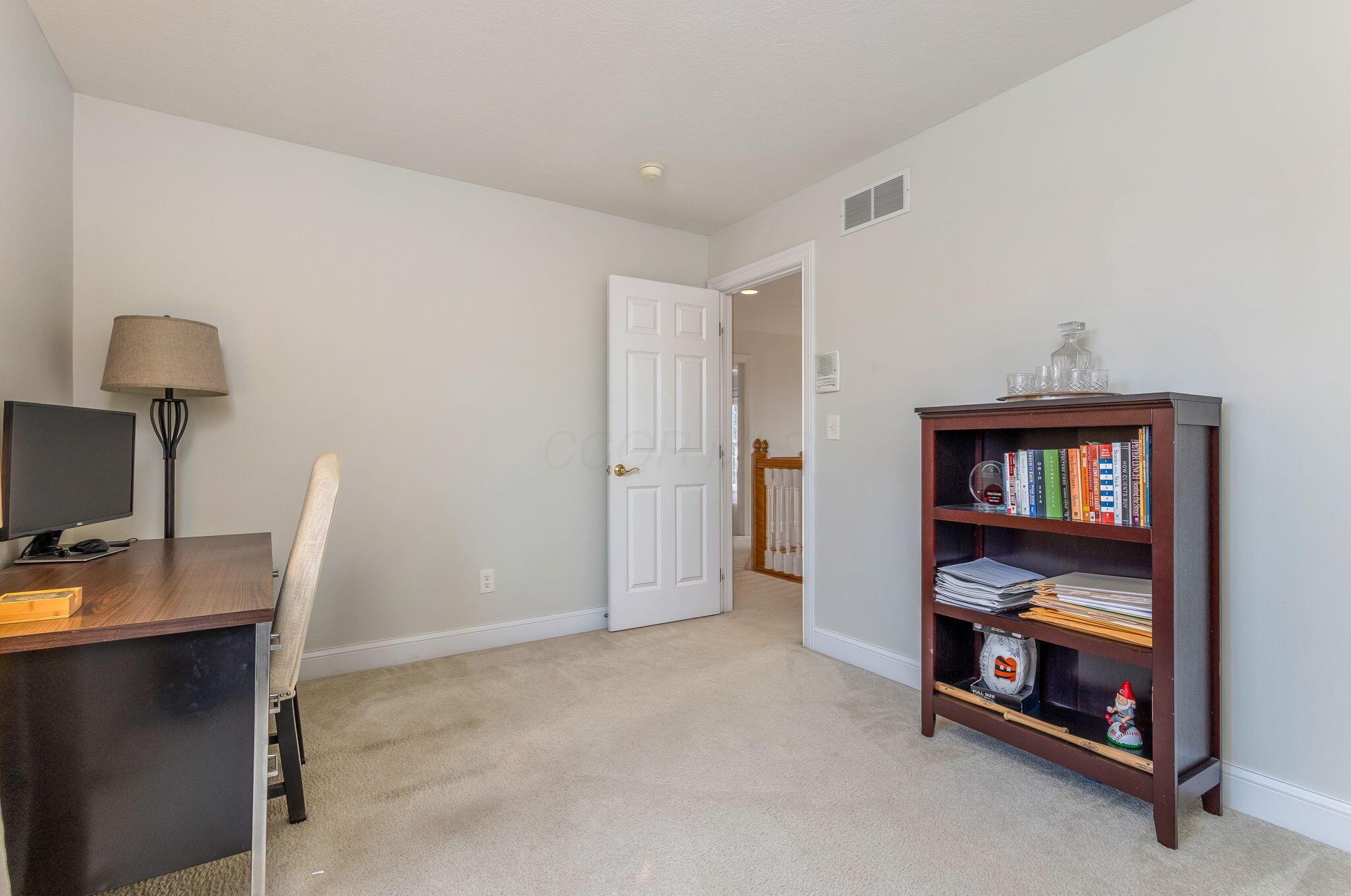 6226 Lampton Pond Drive