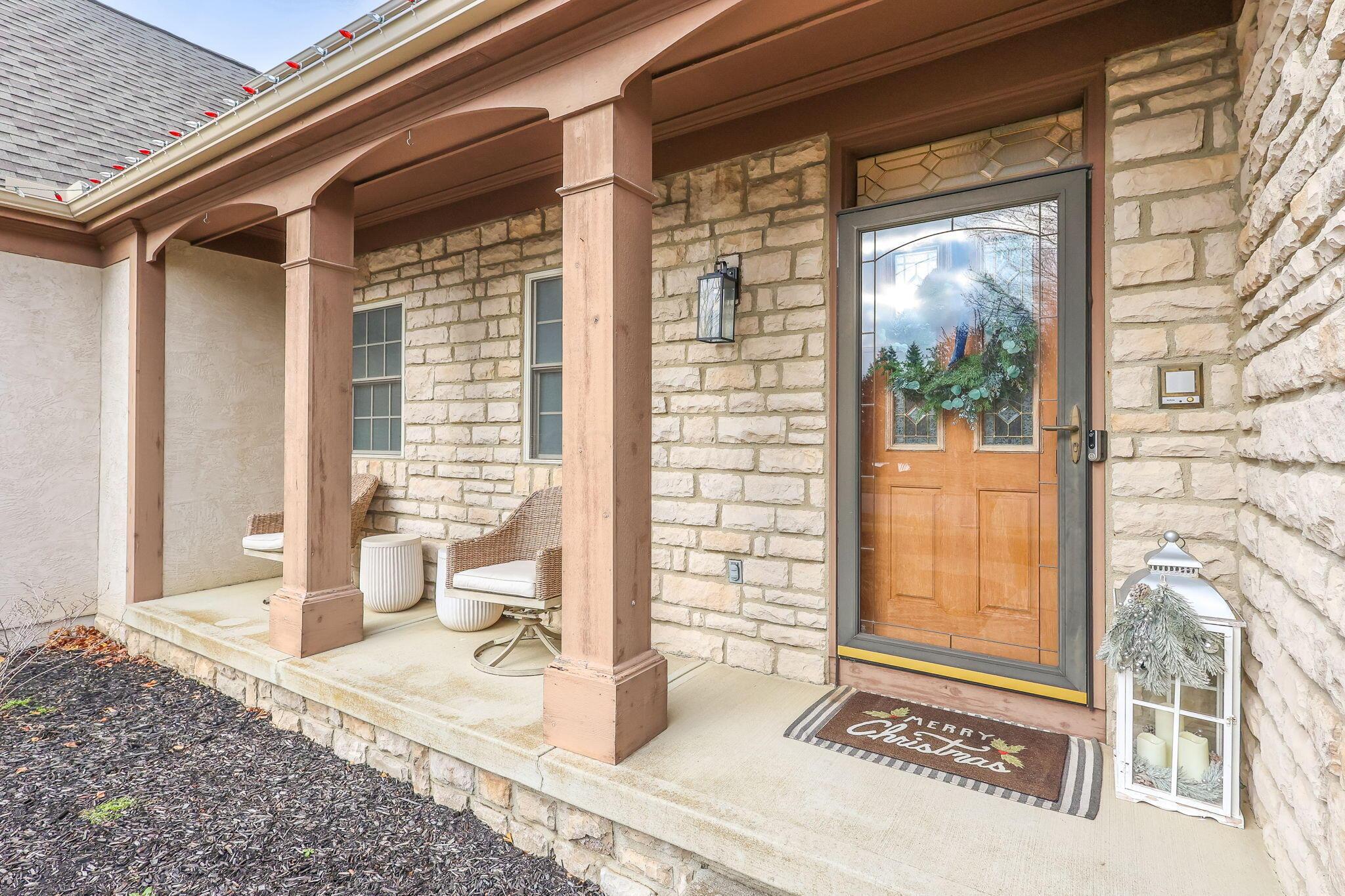 6226 Lampton Pond Drive