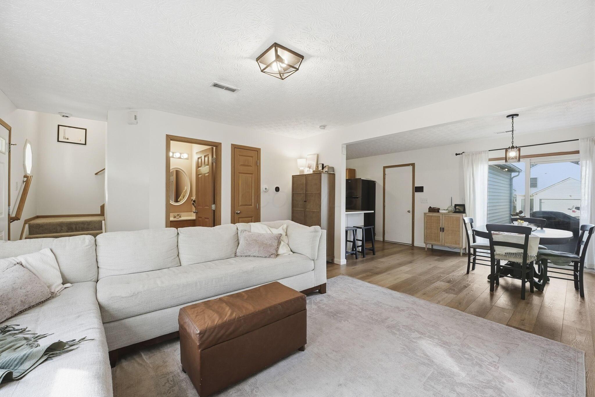 1385 Geranium Drive, 266