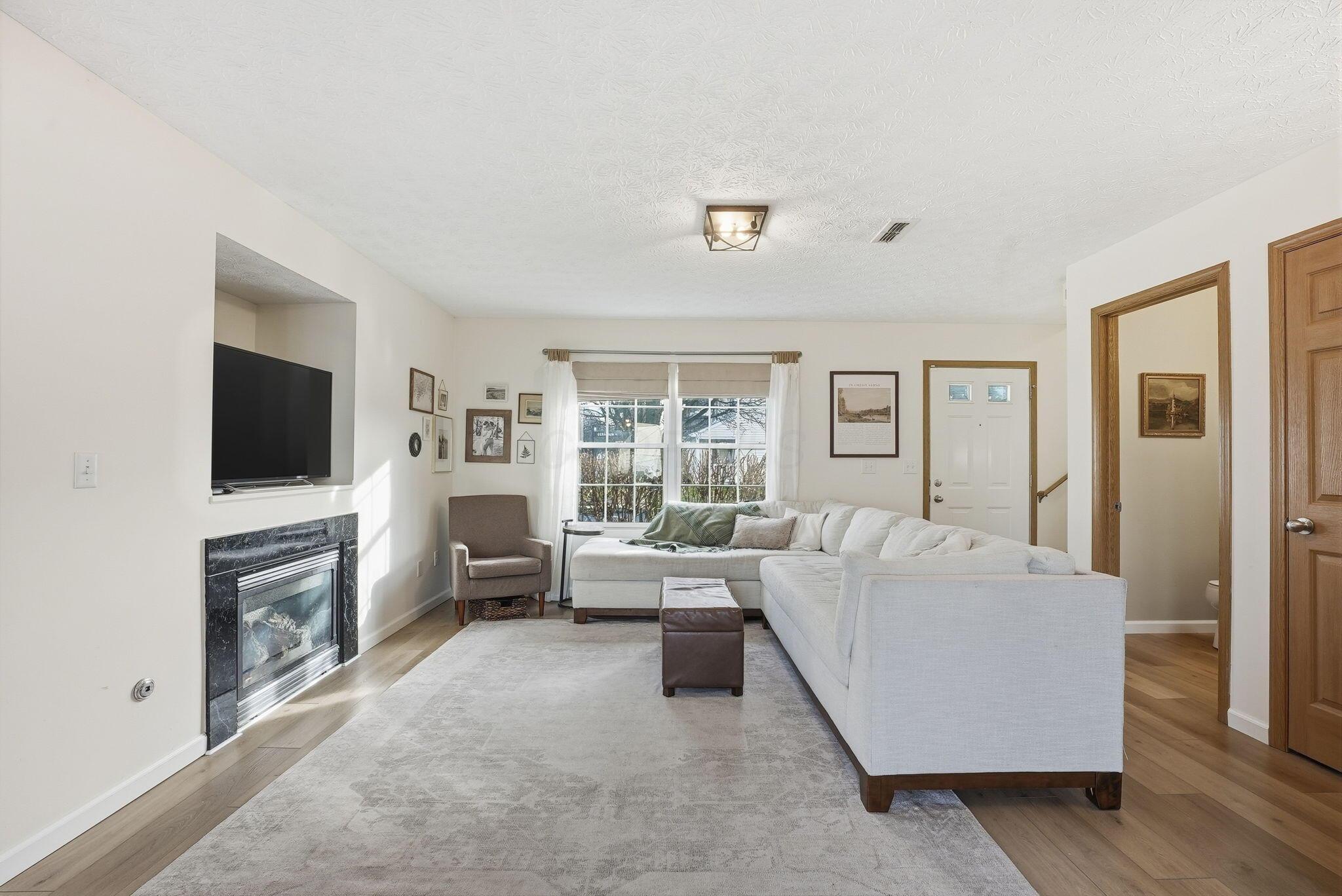 1385 Geranium Drive, 266