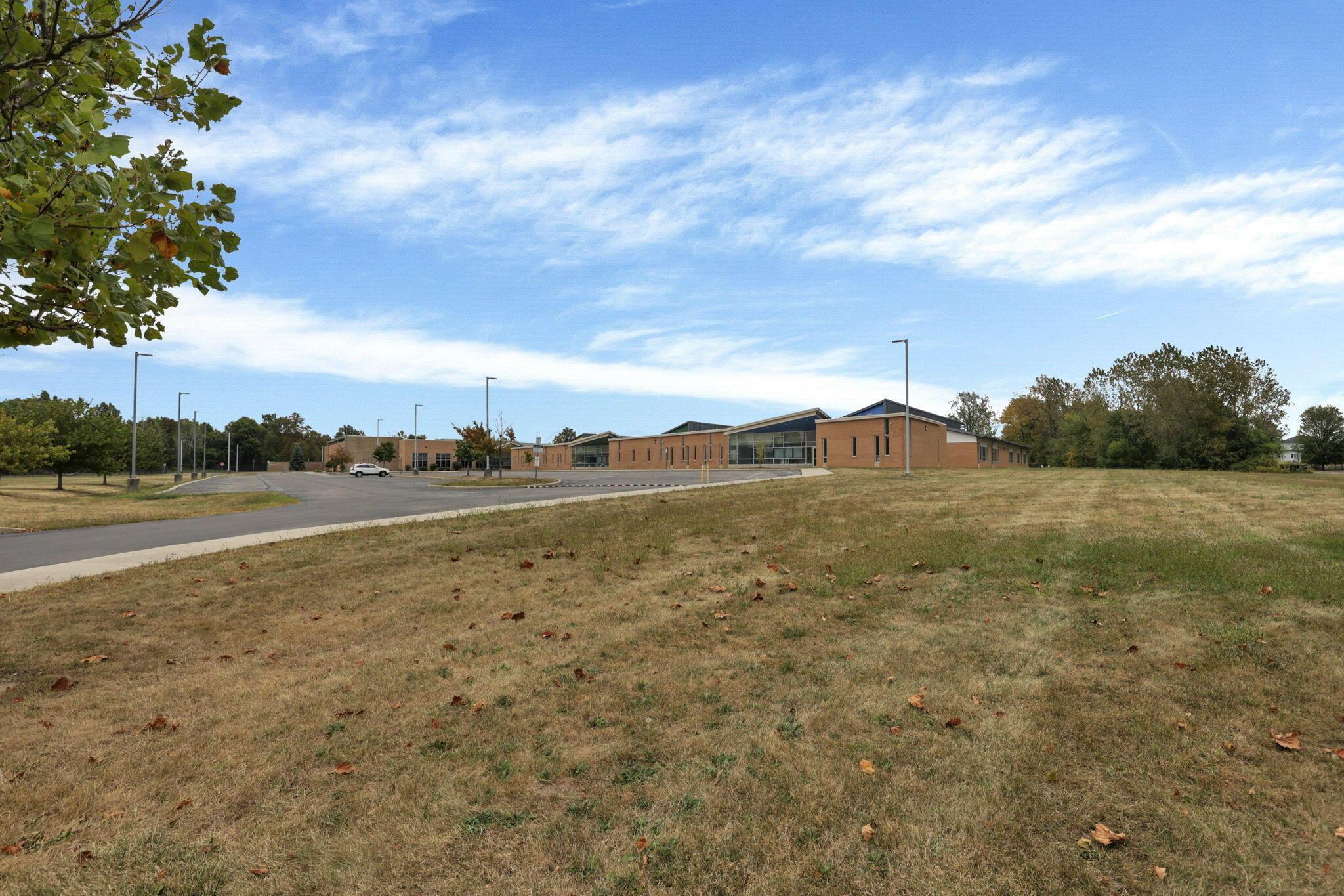 1385 Geranium Drive, 266