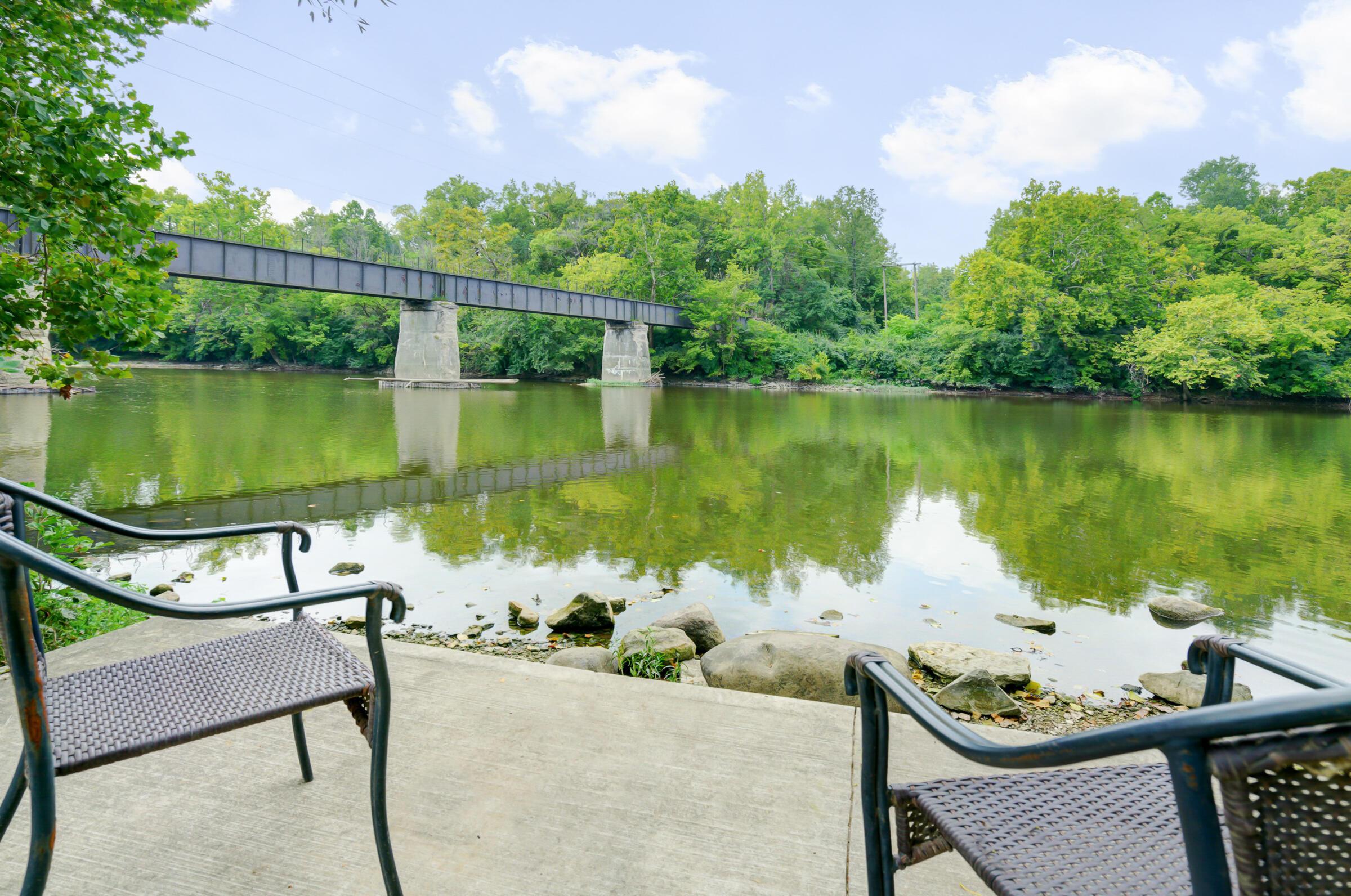 2560 Scioto View Lane