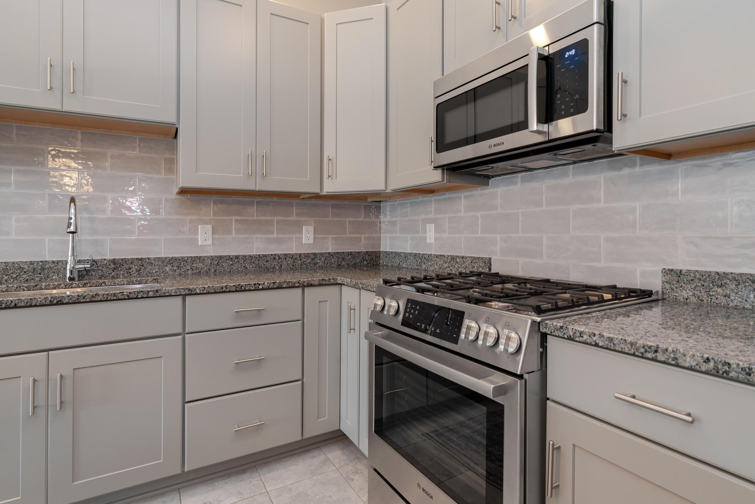 828 Bobcat Avenue, 204