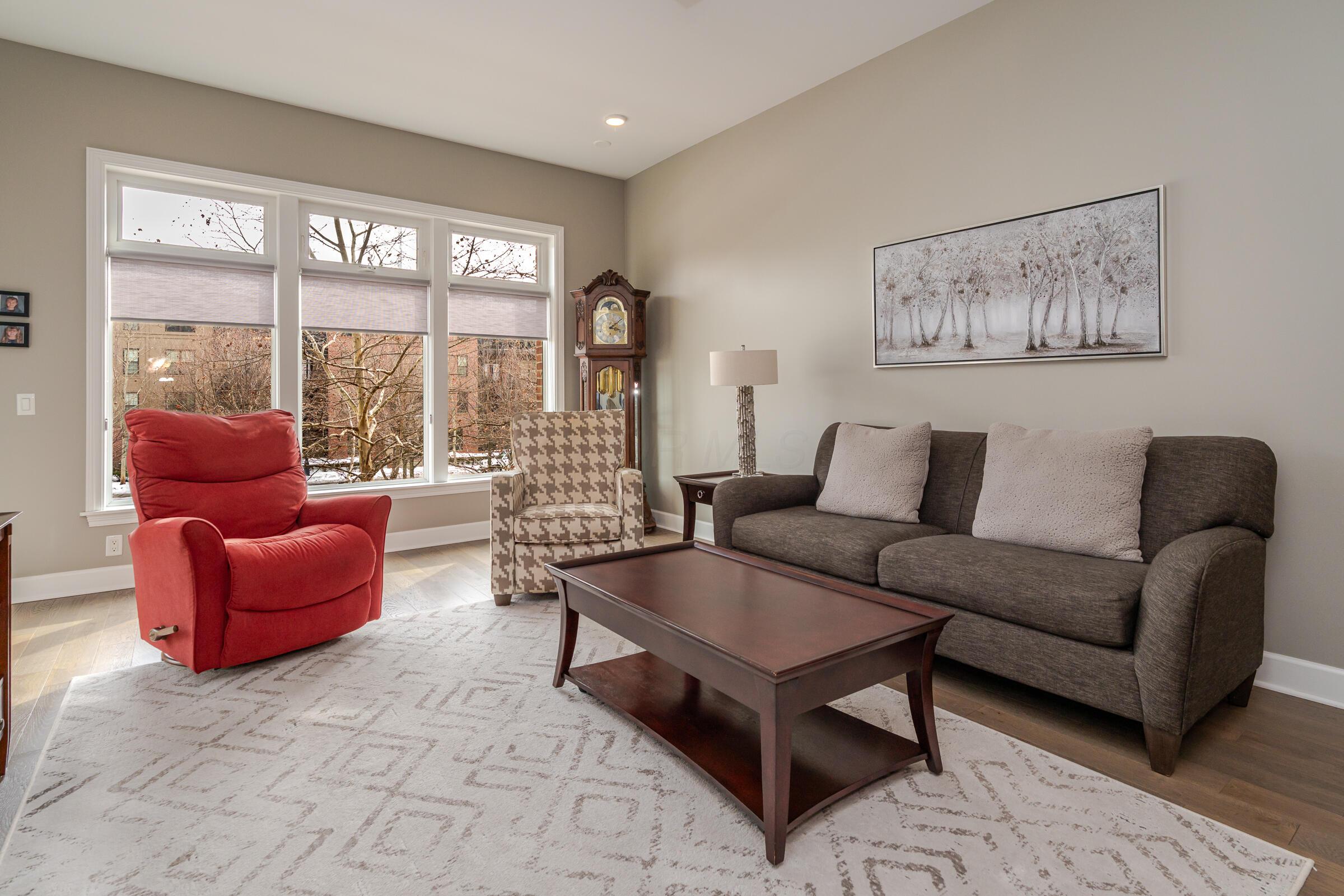 828 Bobcat Avenue, 204