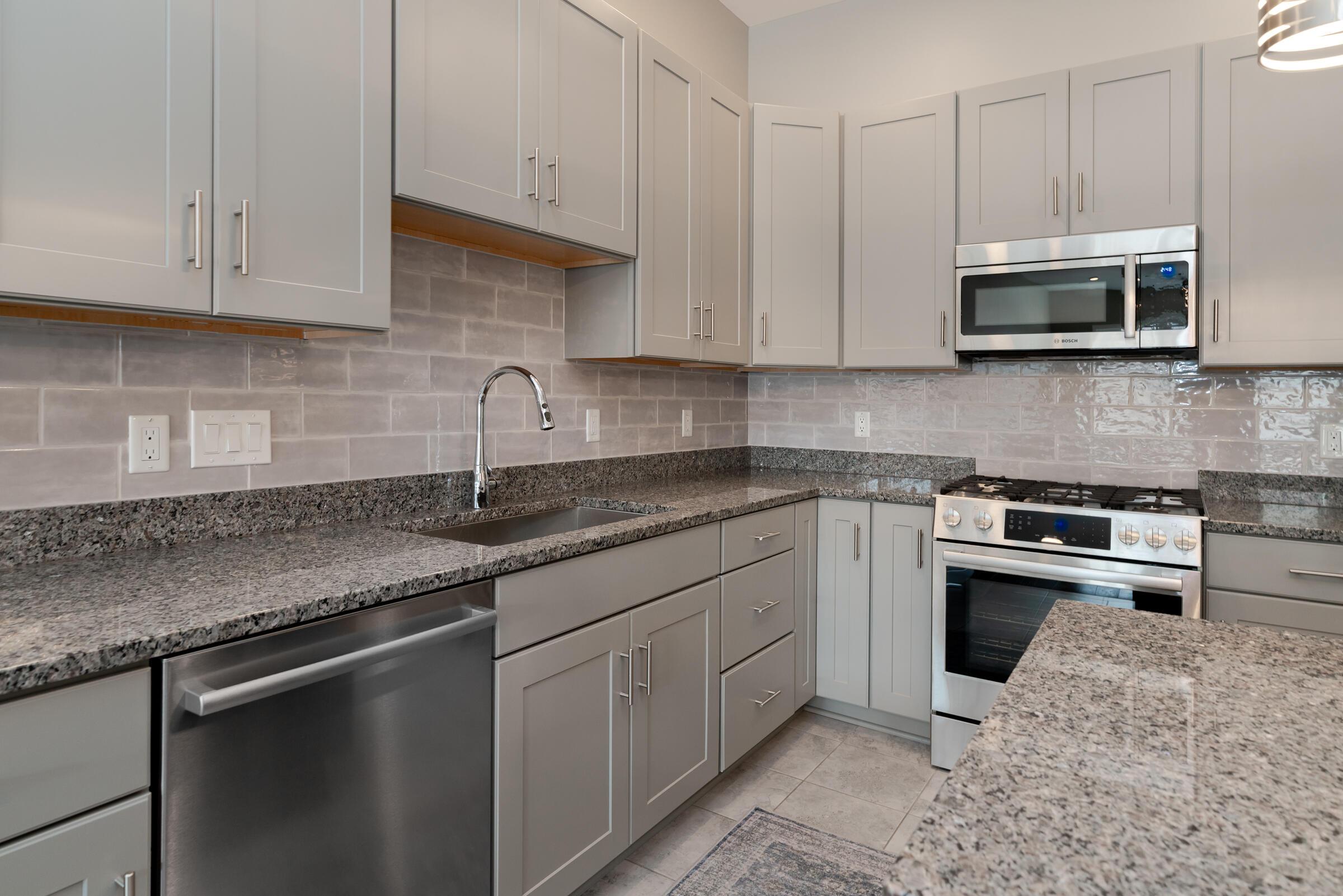 828 Bobcat Avenue, 204