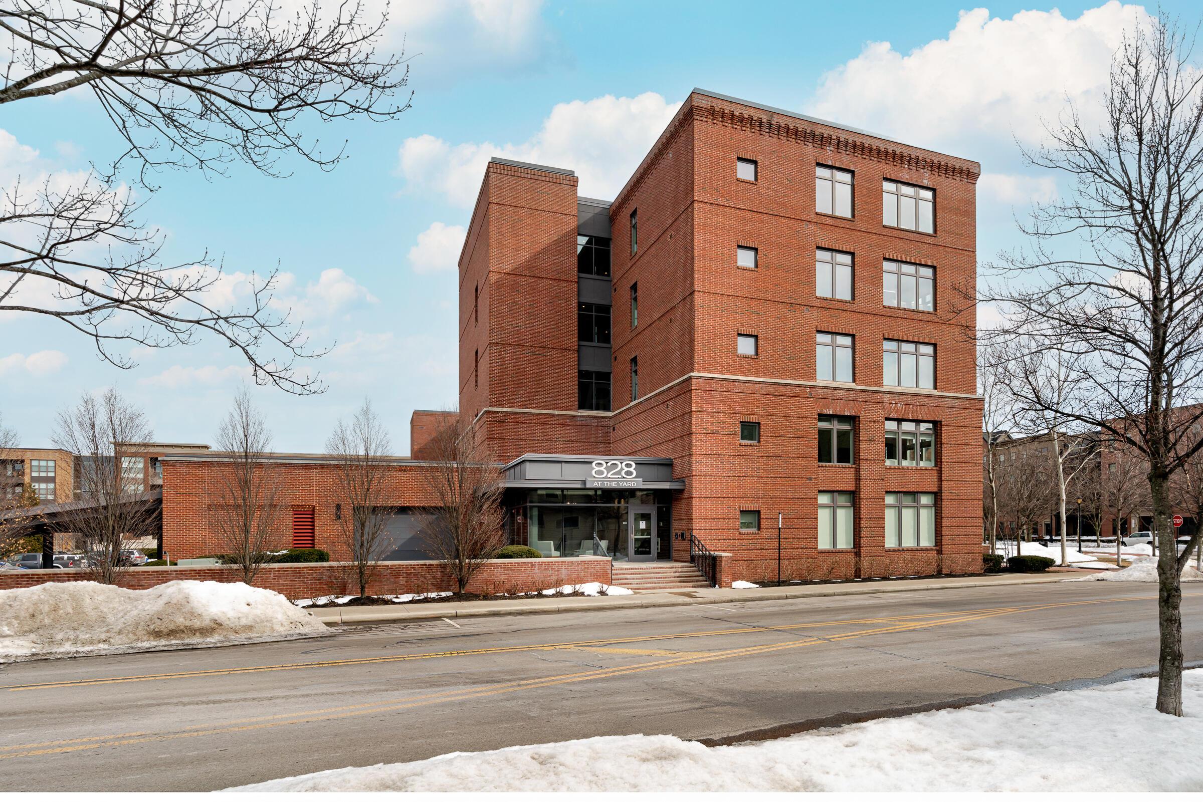 828 Bobcat Avenue, 204