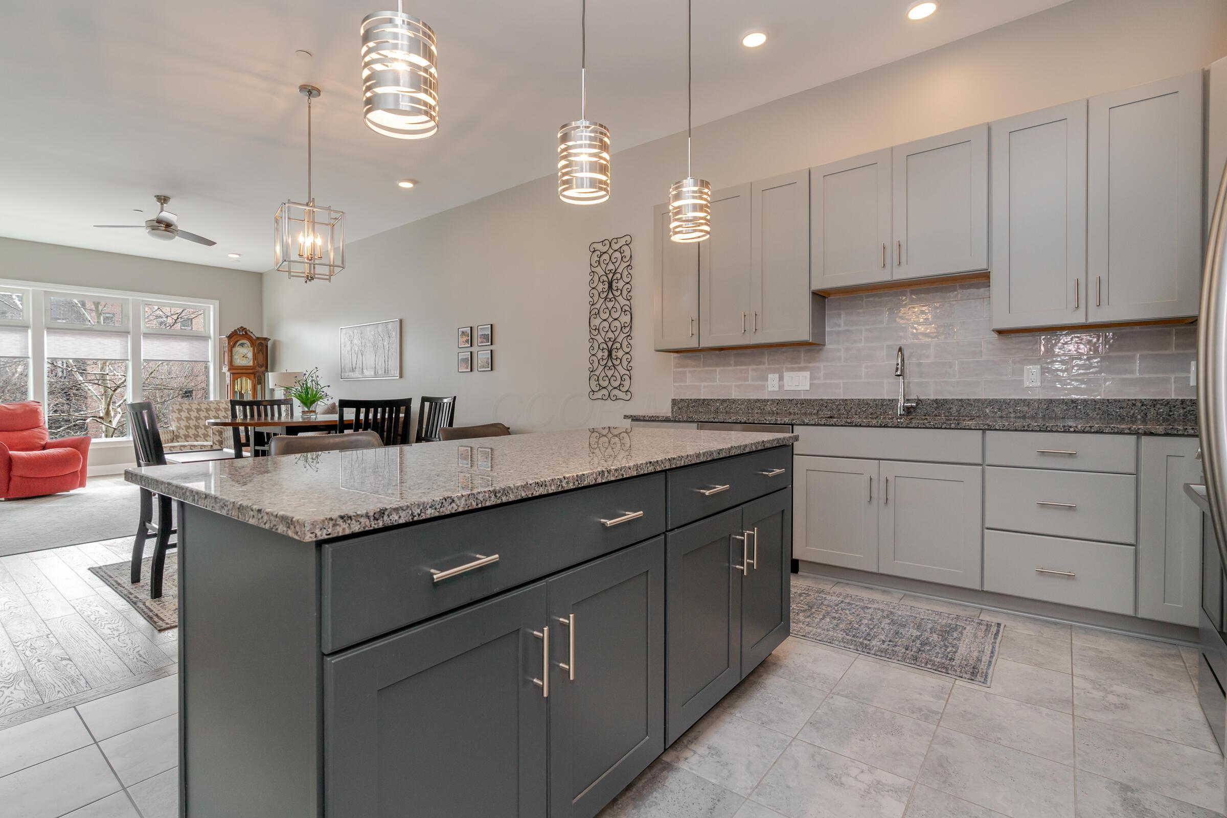 828 Bobcat Avenue, 204