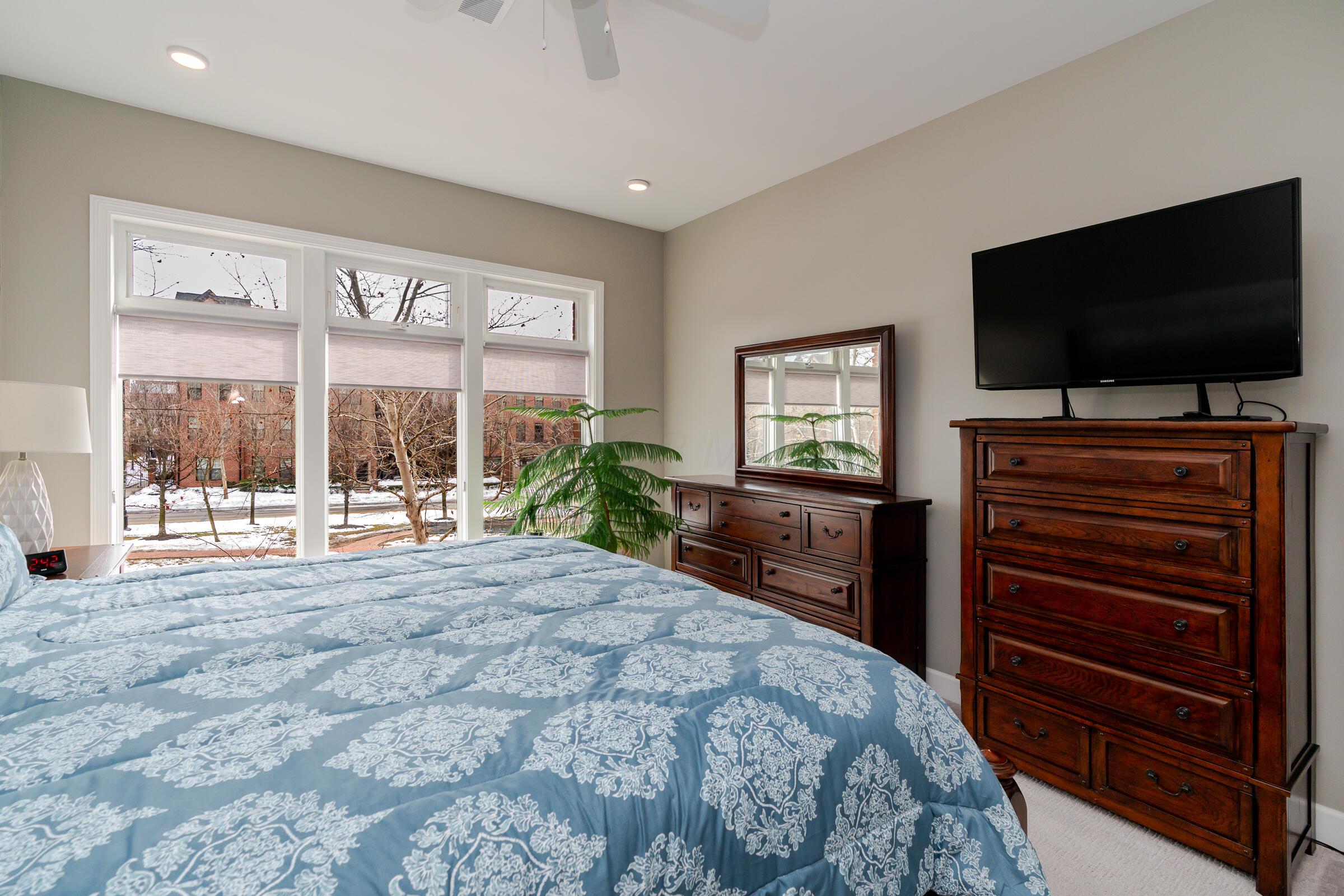 828 Bobcat Avenue, 204