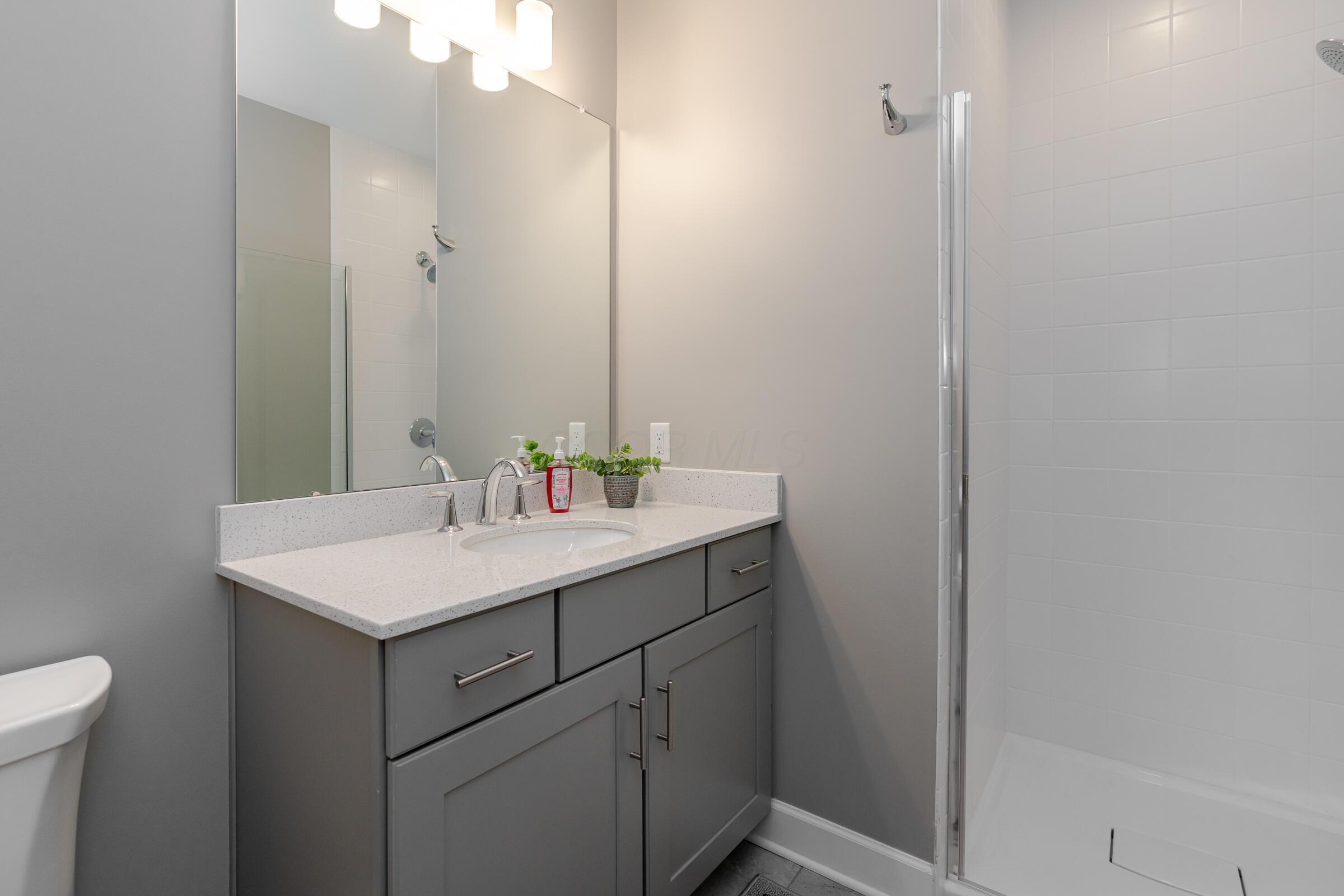 828 Bobcat Avenue, 204