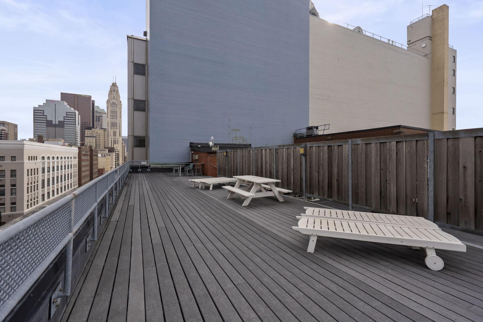 221 N Front Street, 202