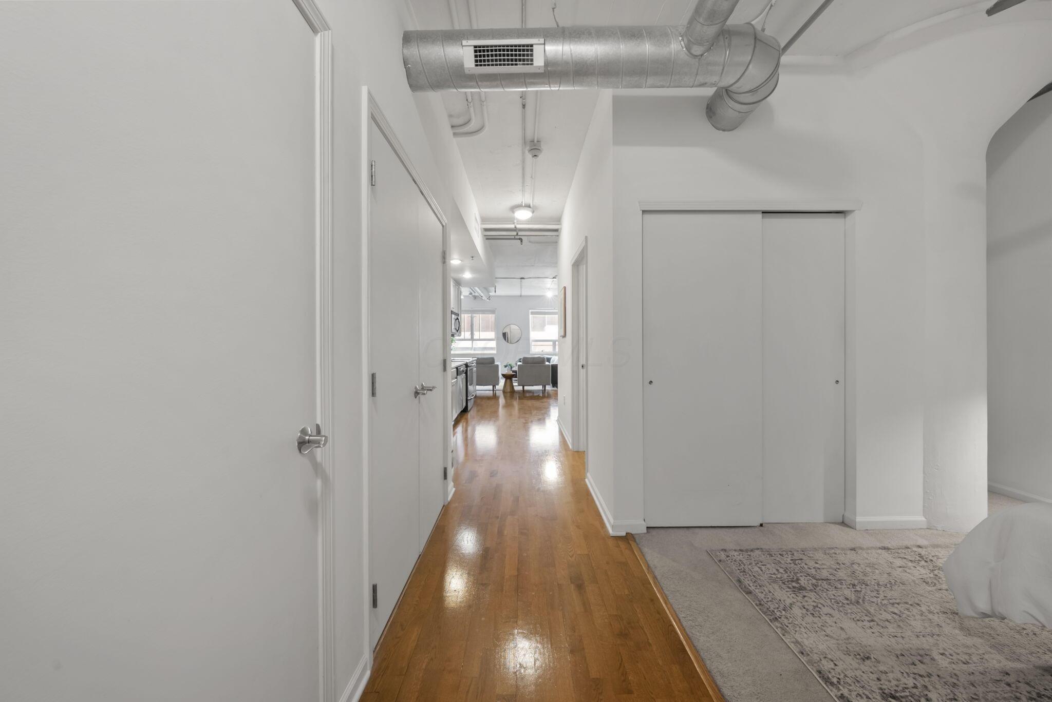 221 N Front Street, 202