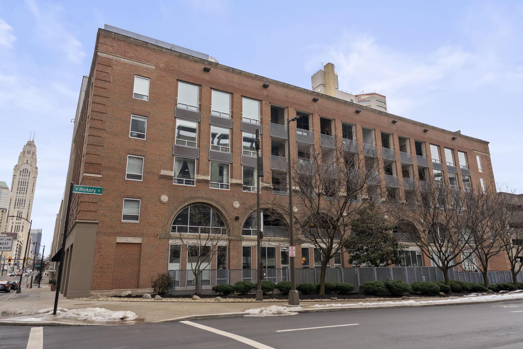 221 N Front Street, 202